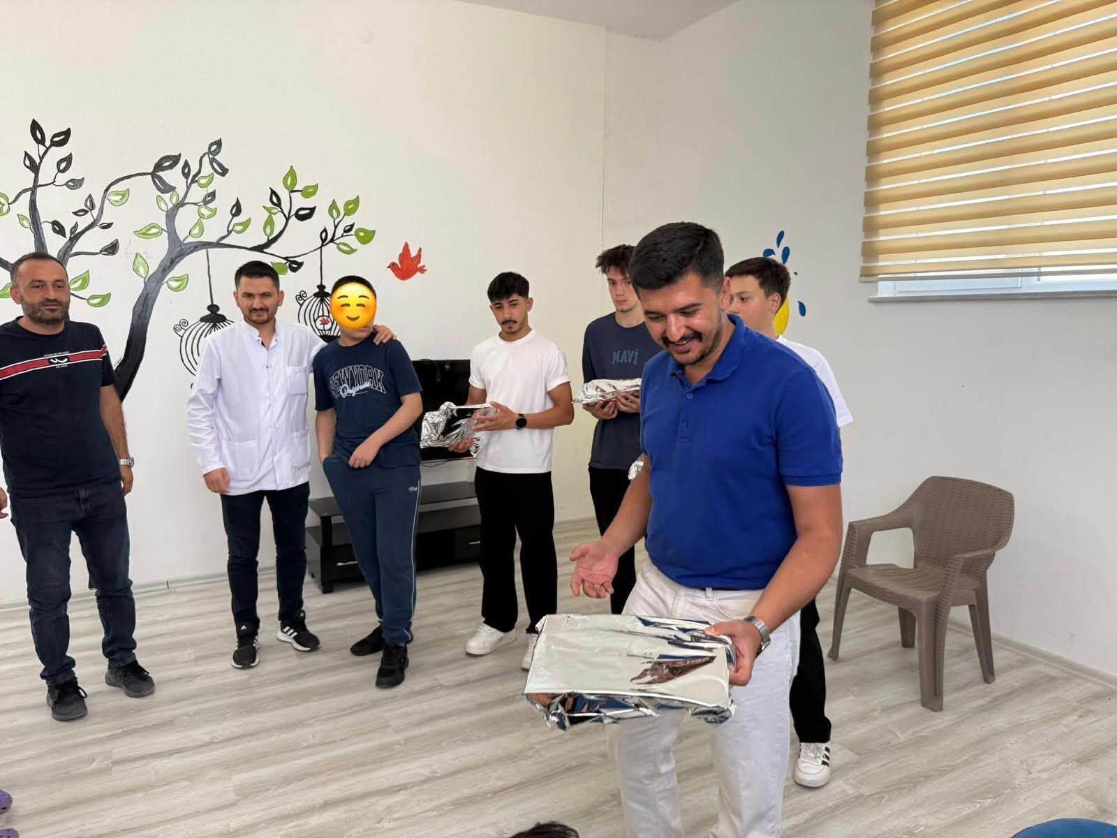Kırşehir Ülkü Ocakları Çocuklarla Bir Araya Geldi 2