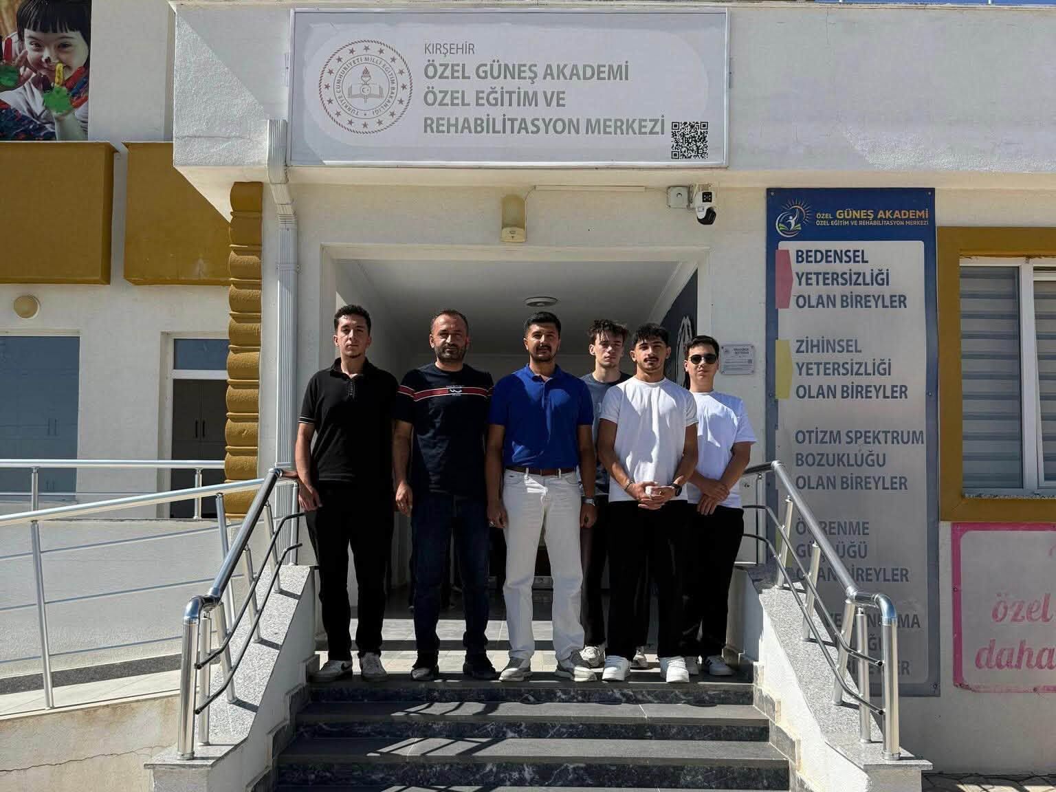 Kırşehir Ülkü Ocakları Çocuklarla Bir Araya Geldi 3