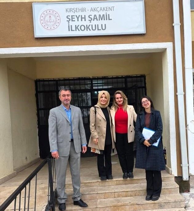 Kırşehir Yeği̇tek Ekibi Akçakent'te Eğitim Için Sahaya Indi (7)
