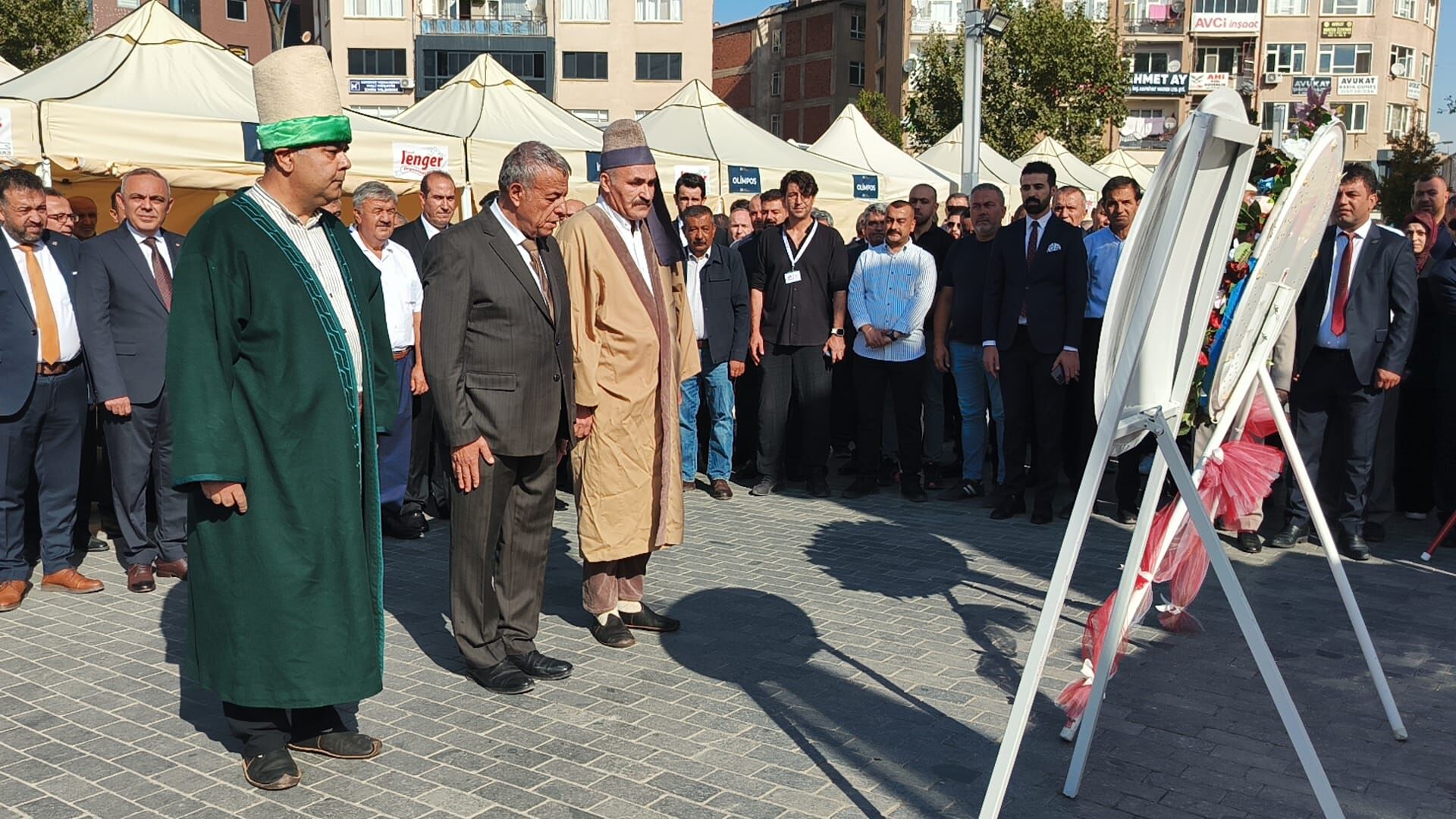 Kırşehir’de Ahilik Haftası Coşkusu Başladı Cacabey Meydanı’nda Çelenk Sunuldu (4)