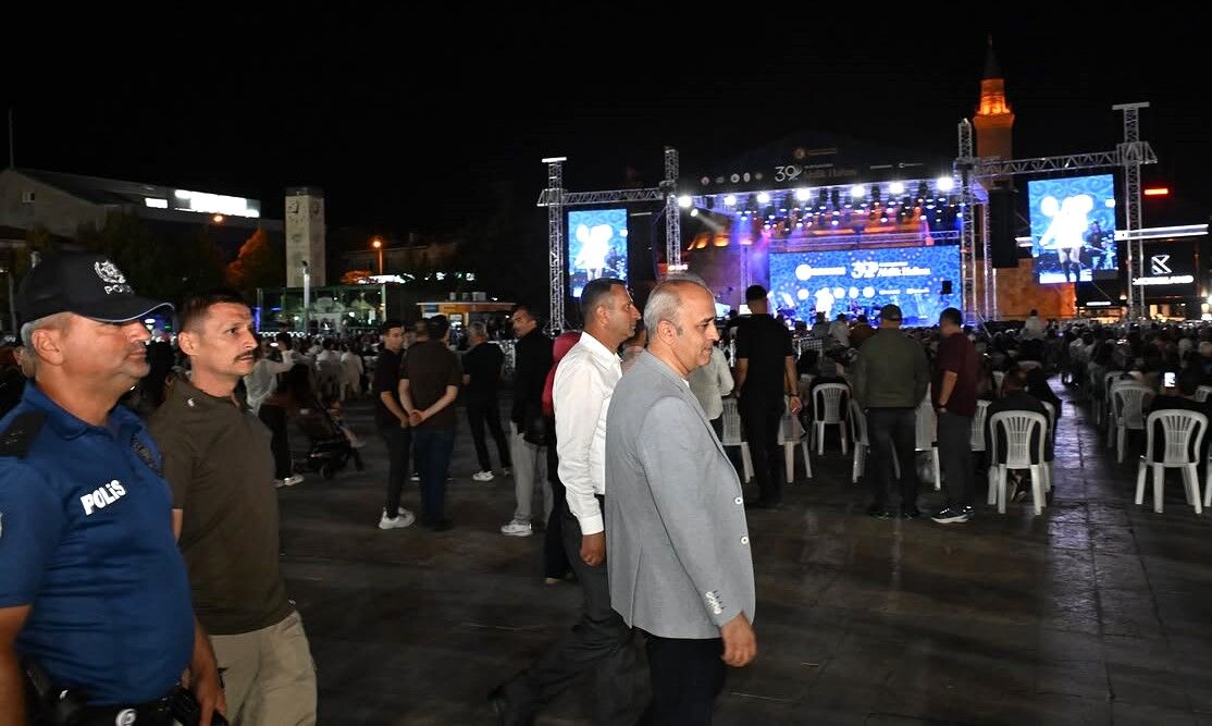 Kırşehir’de Ahilik Haftası Coşkusu Emniyet Tedbirleriyle Güvence Altında (8)