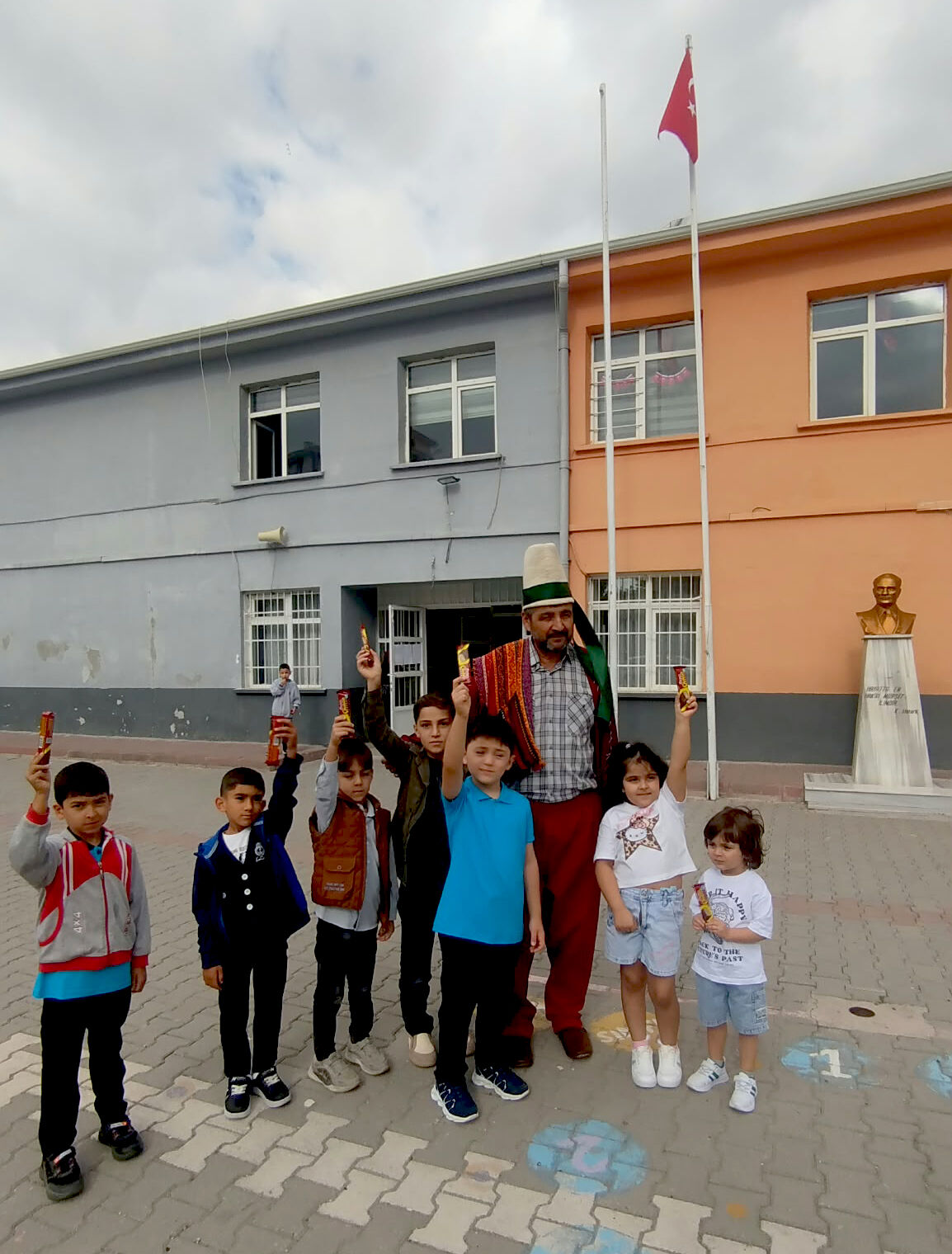 Kırşehir’de Birinci Sınıflar Ahilik Kültürüyle Okula “Merhaba” Dedi (5)