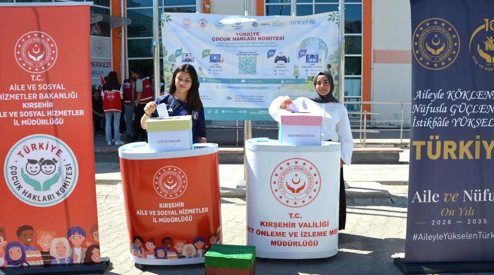Kırşehir'de Çevre Seferberliği Gençler Gelecek Için Fidan Dikti (2)