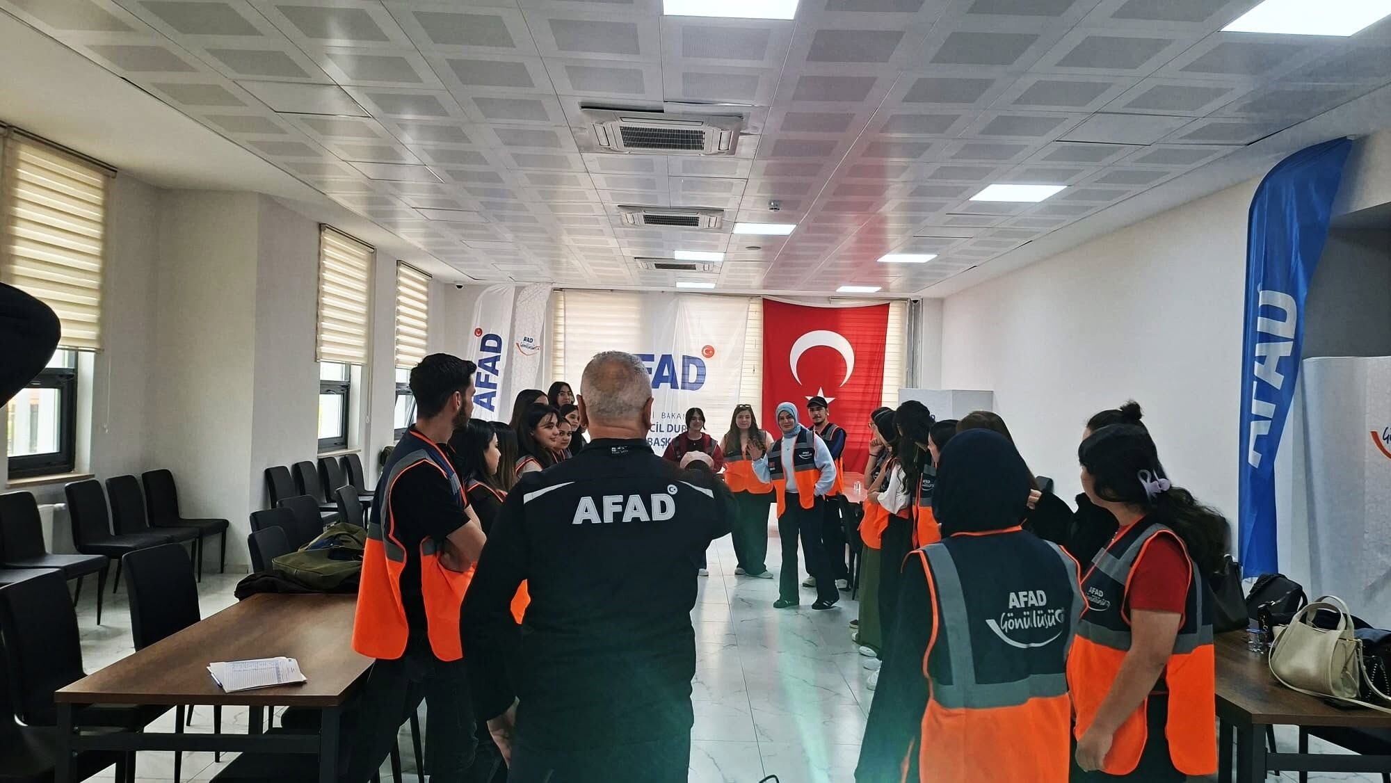 Kırşehir’de Destek Afad Gönüllüsü Eğitimleri Başladı