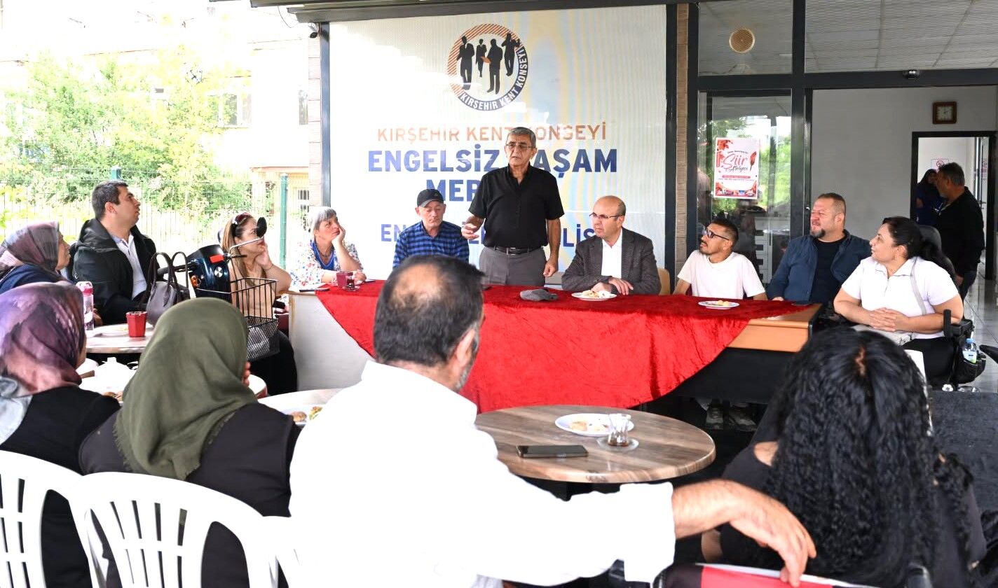 Kırşehir’de Engelsiz Yaşam Merkezi’nde Talepler Dinlendi (4)