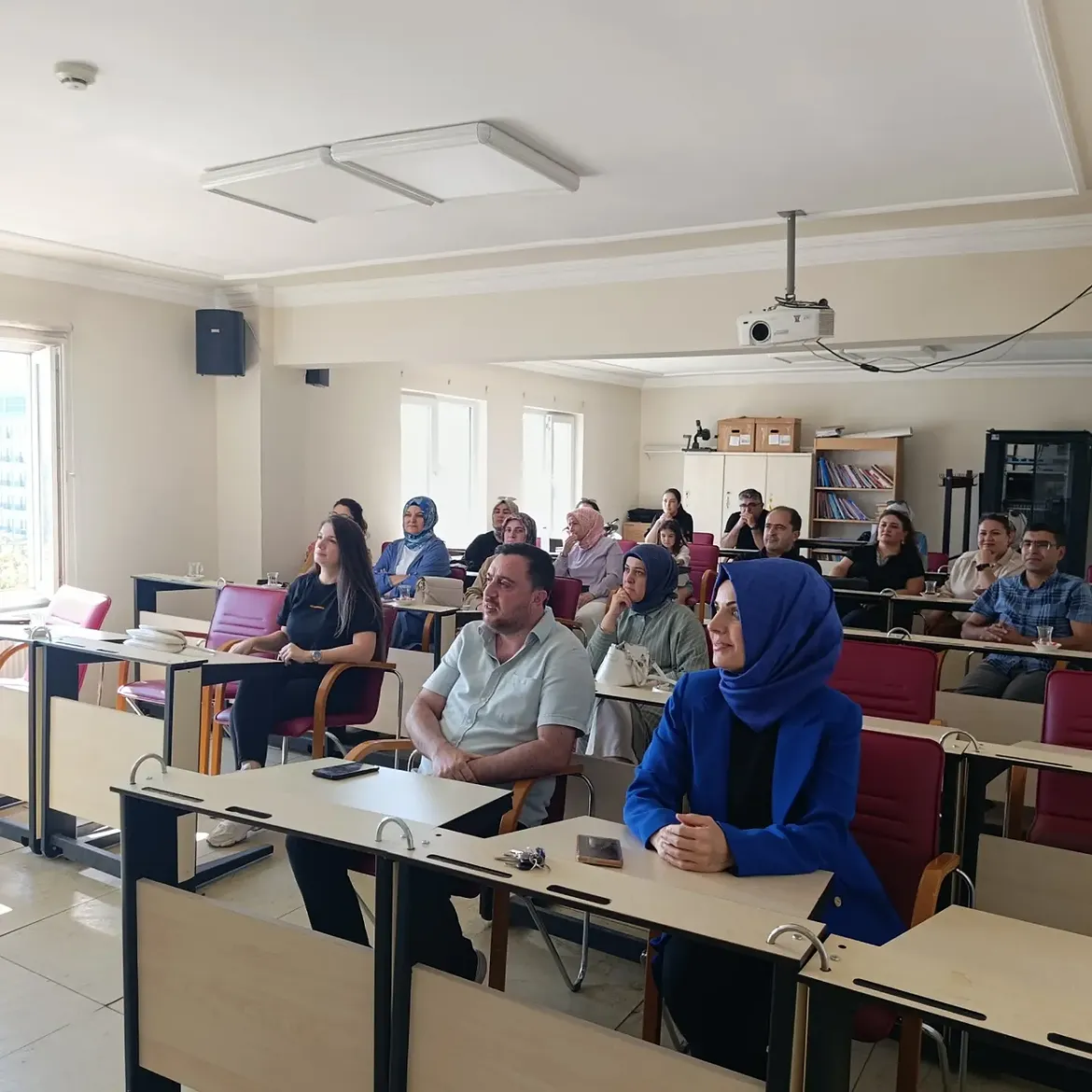 Kırşehir’de Harezmi Eğitim Modeli Semineri Başladıkırşehir İl Millî Eğitim Müdürlüğü Tarafından