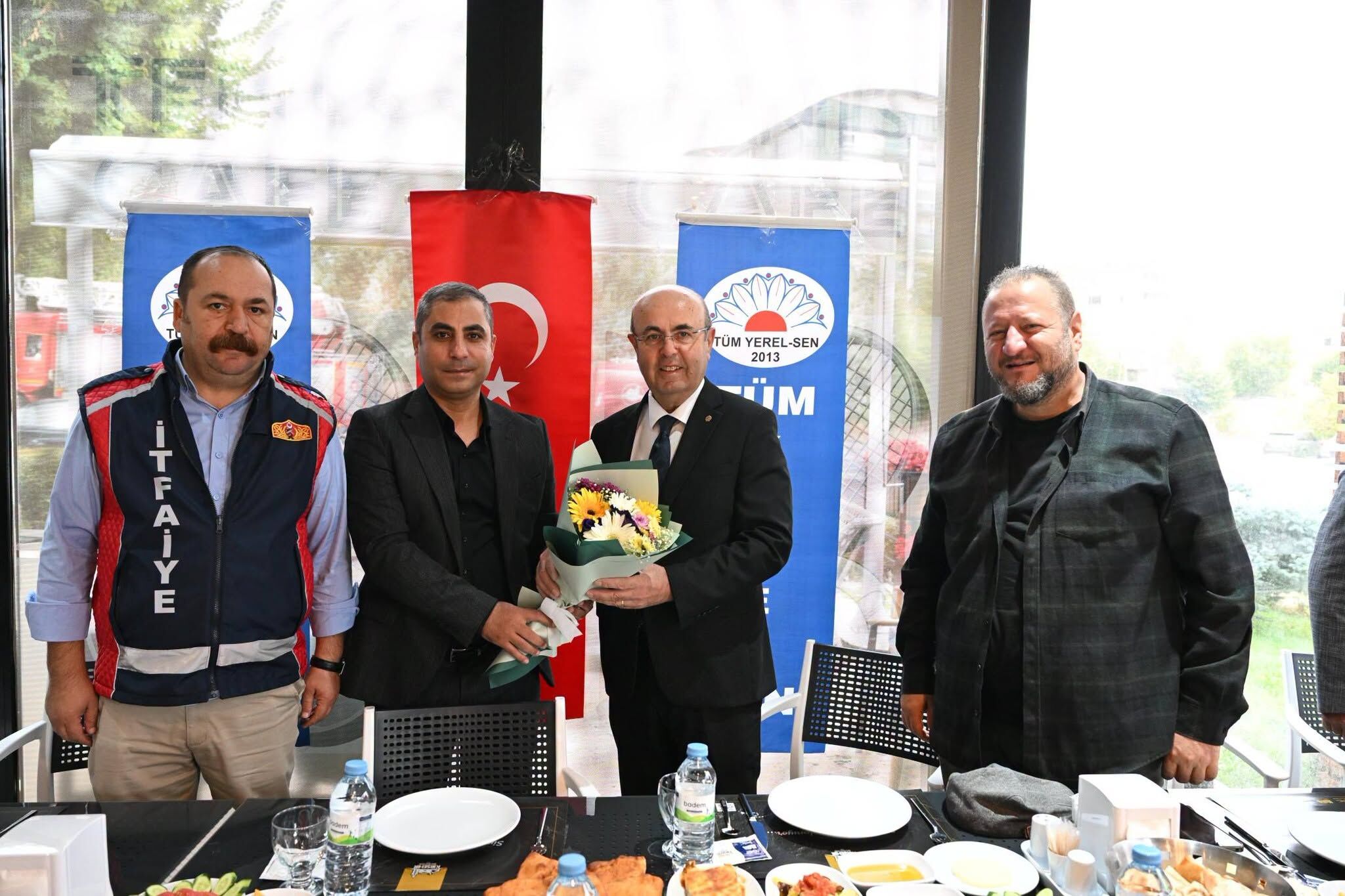 Kırşehir’de Itfaiye Personeli Dayanışma Kahvaltısında Buluştu
