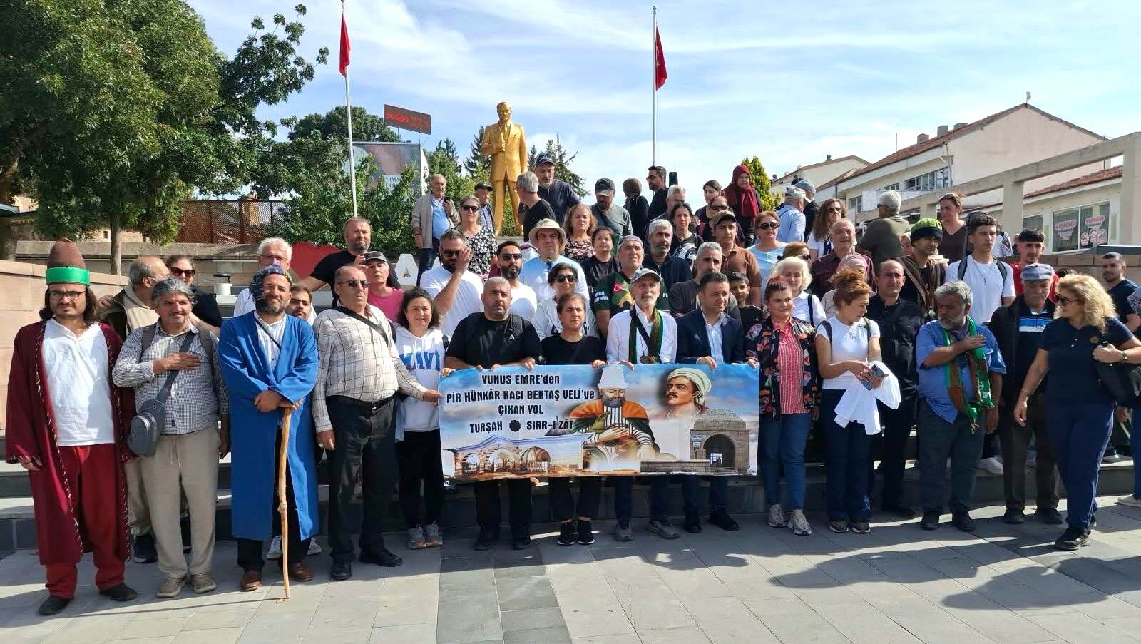 Kırşehir'den Hacıbektaş'a Gönül Yürüyüşü 'Yunus'tan Hünkâr'a' Geleneği 8. Kez Yaşatıldı (1)