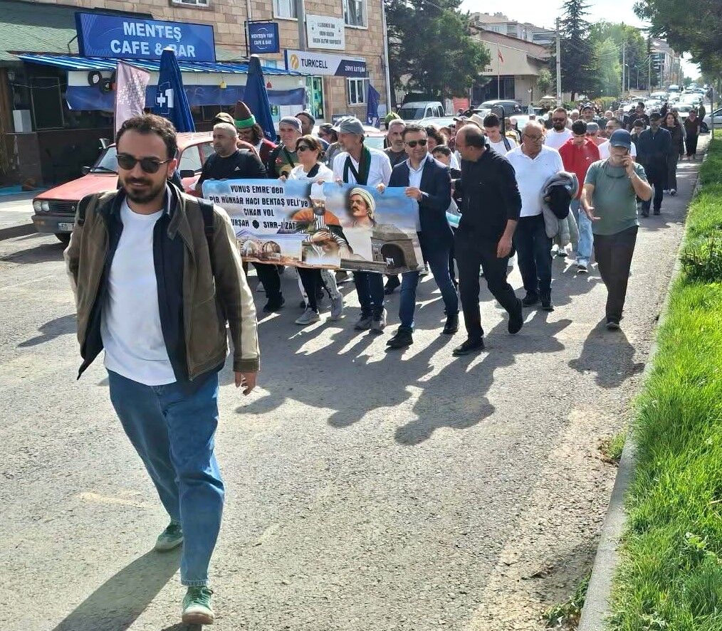 Kırşehir'den Hacıbektaş'a Gönül Yürüyüşü 'Yunus'tan Hünkâr'a' Geleneği 8. Kez Yaşatıldı (5)
