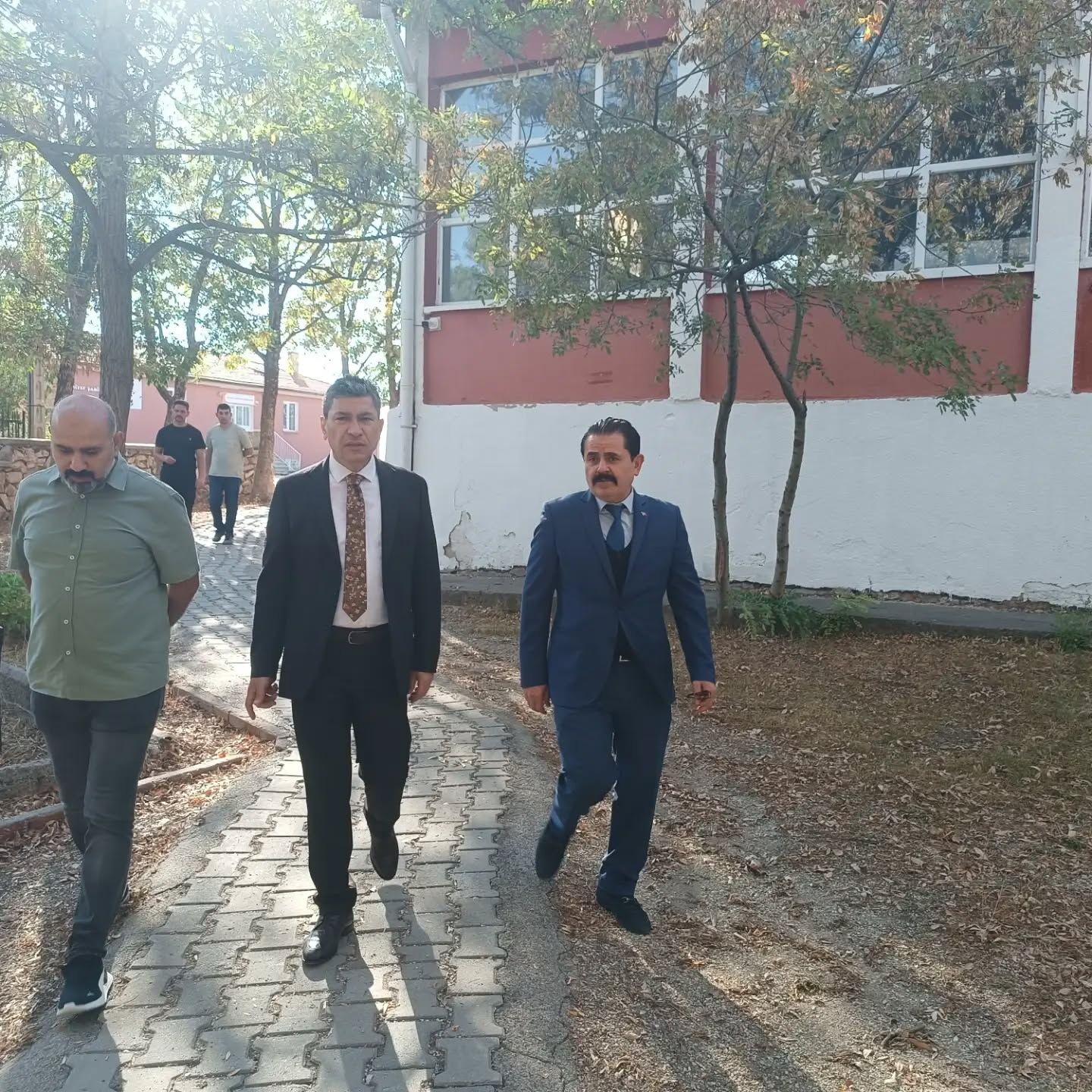 Mucur’da Öğrencilerle Bir Araya Gelen Pınar’dan Başarı Dileği 1