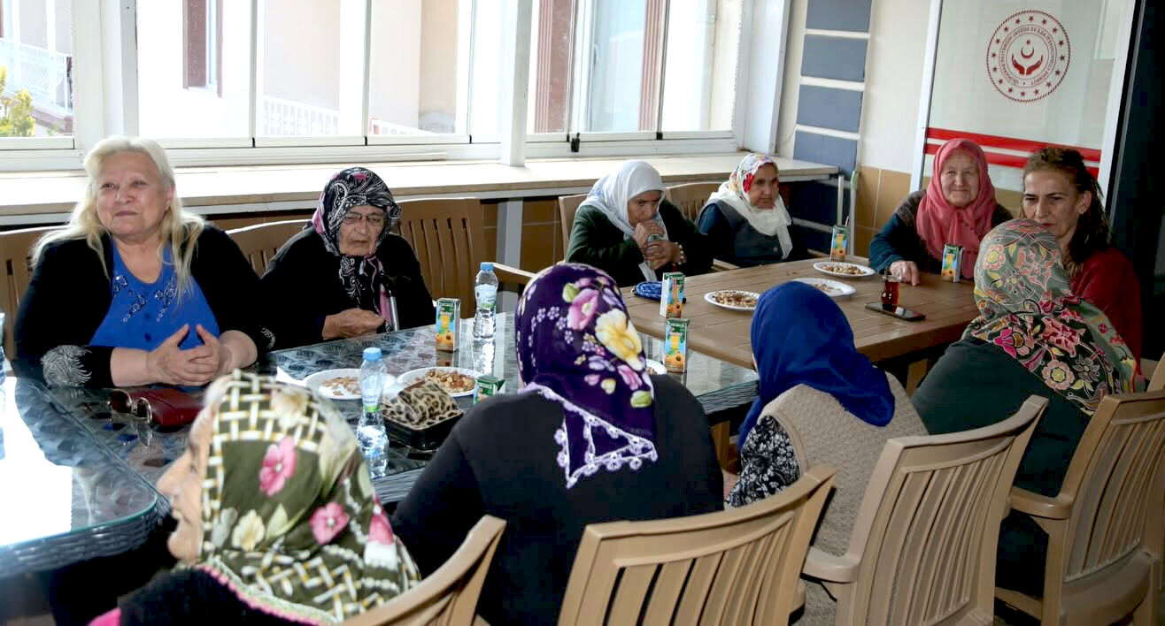 Neşet Ertaş’ın Türküleri Kırşehir’de Nesilleri Aynı Gönülde Buluşturdu (5)