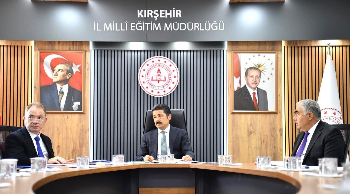 Vali Demiryürek’ten Kırşehir’de Eğitim Hazırlıklarına Yakın Takip (8)