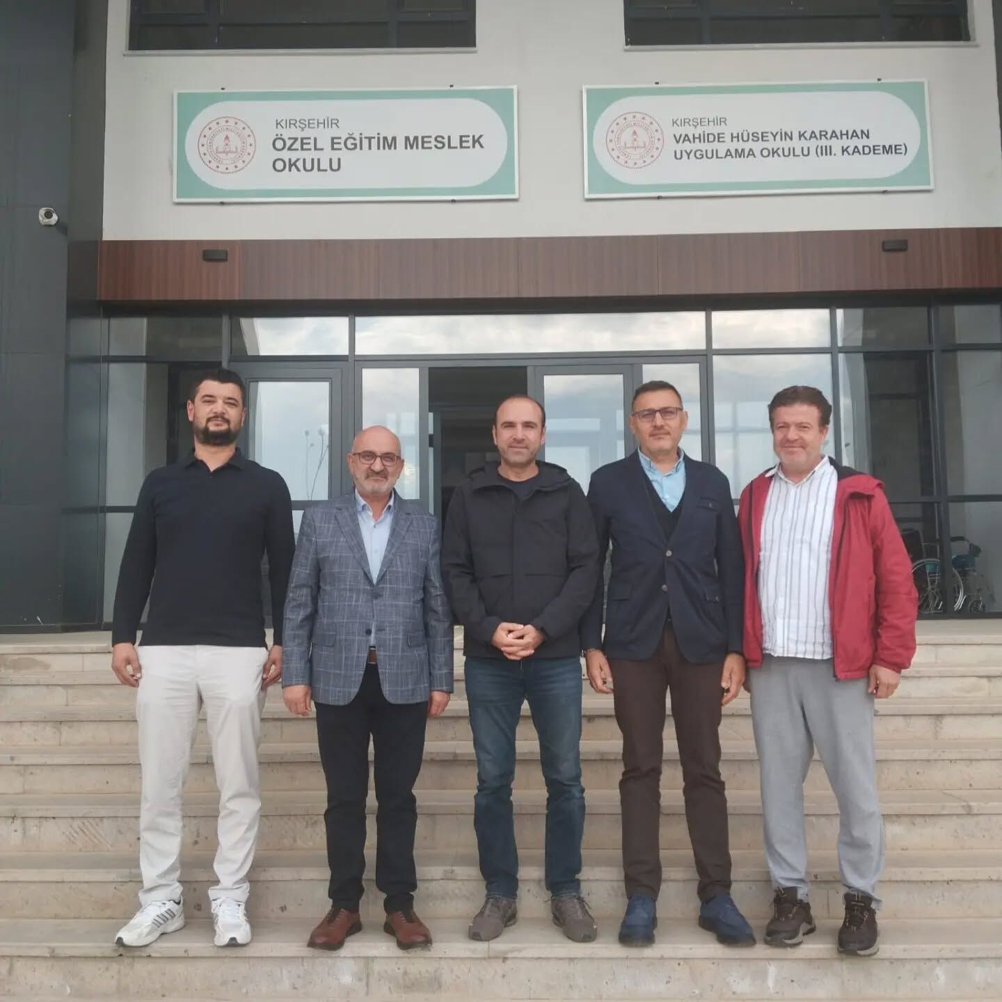 839913701 18247771816311589 1126365816168787370 N