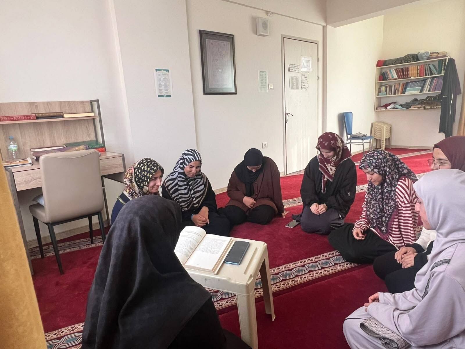 Ahi Yurdu’nda Gönülleri Dinlendiren Buluşma