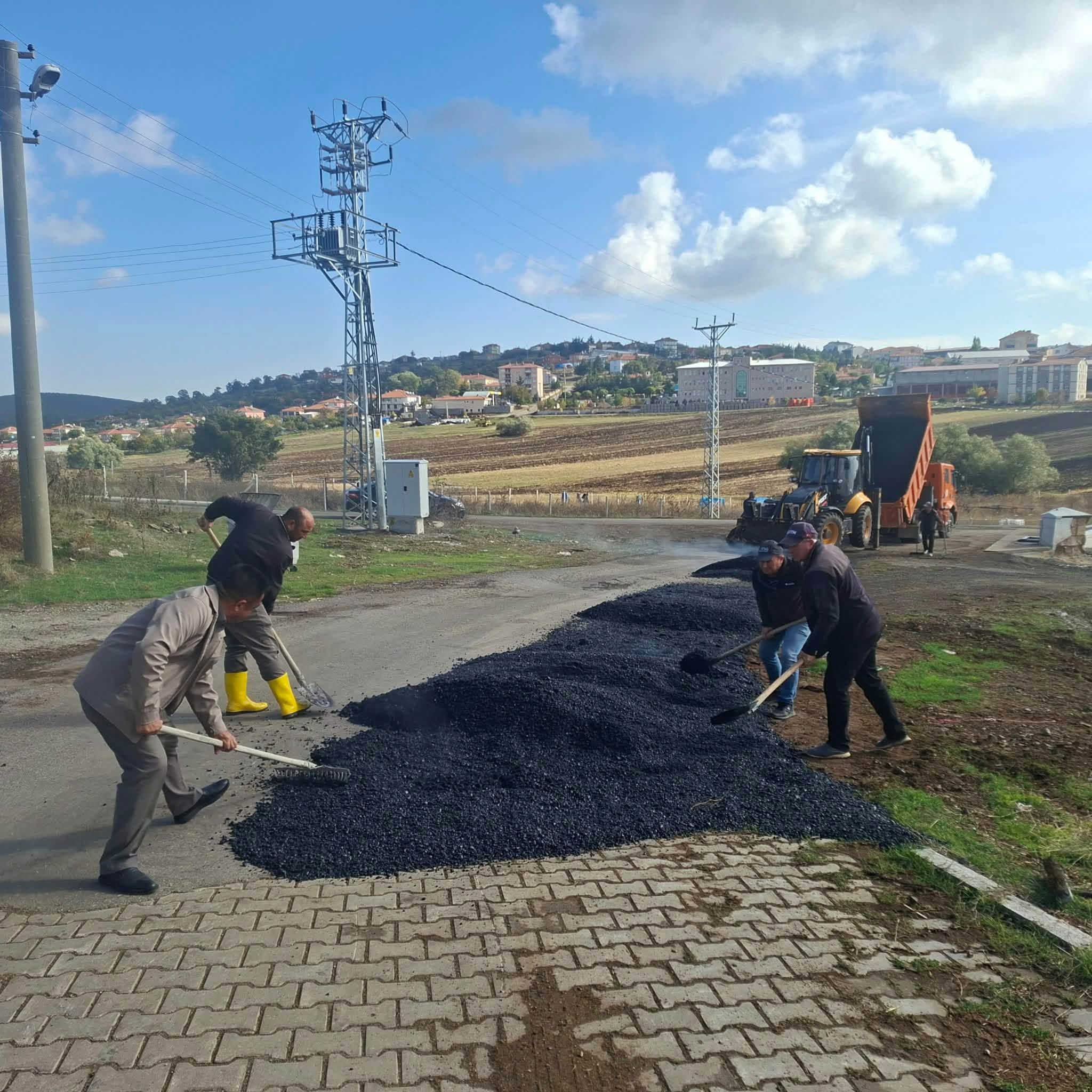 Akçakent’de Yollar Sel Çöküntülerine Karşı Güçlendirildi 2