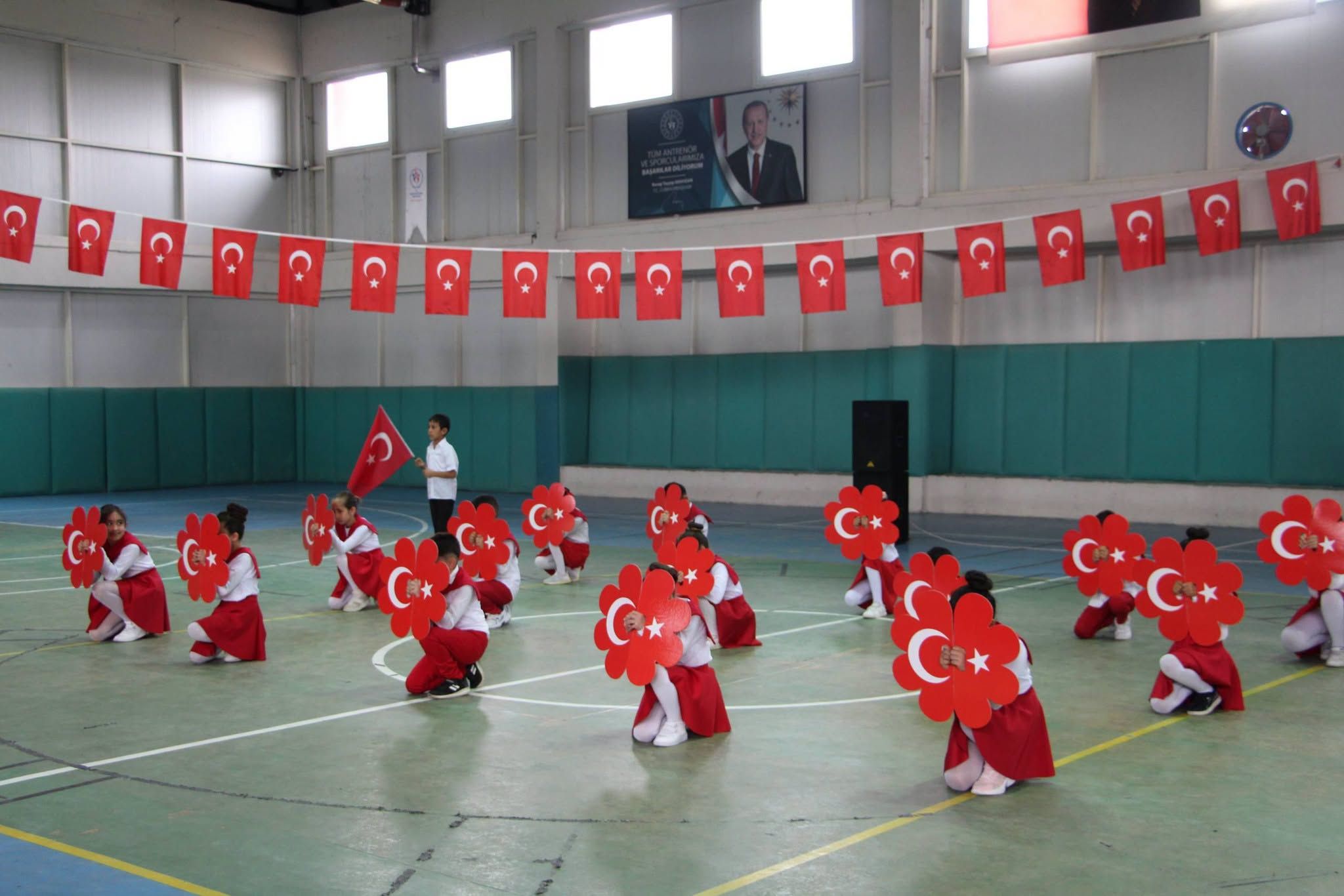 Akpınar’da Cumhuriyet’in 103. Yılı Coşkuyla Kutlandı 4