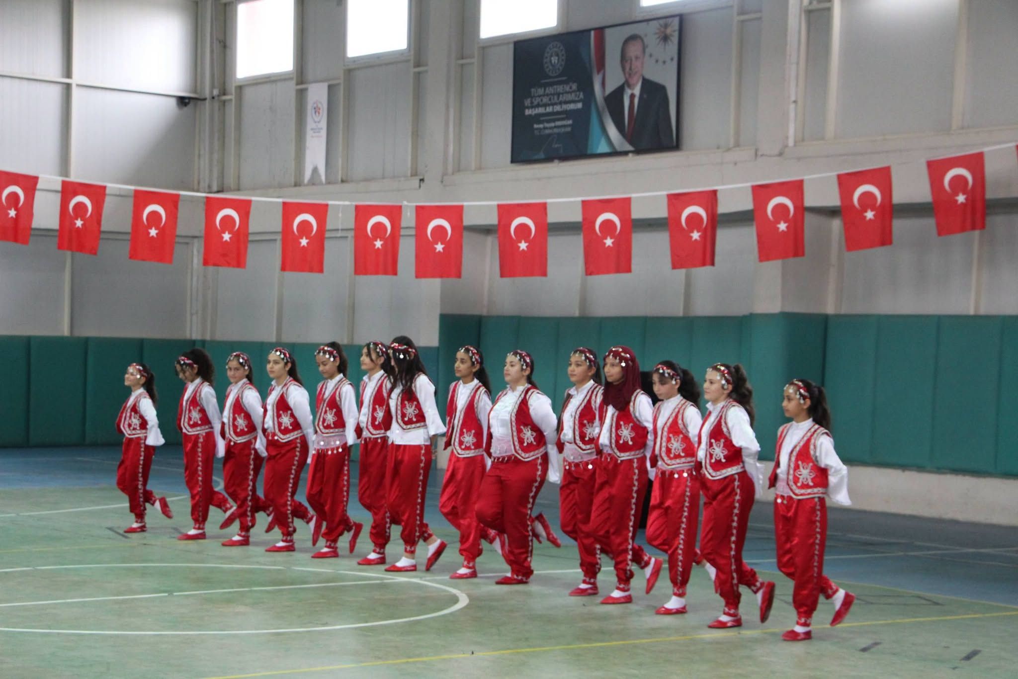Akpınar’da Cumhuriyet’in 103. Yılı Coşkuyla Kutlandı 7