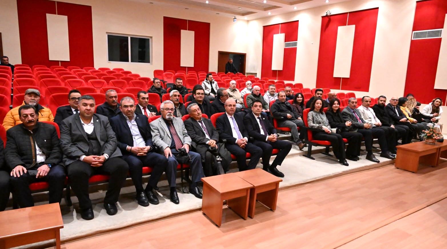 Başkan Genç, Mazbatasını Aldı (1)