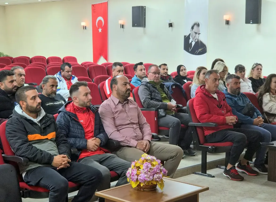 Gençlik Ve Spor İl Müdürümüz Sayın Yasin Çakmakçı Başkanlığında, Antrenörlerimizin Katılımıyla (3)-1
