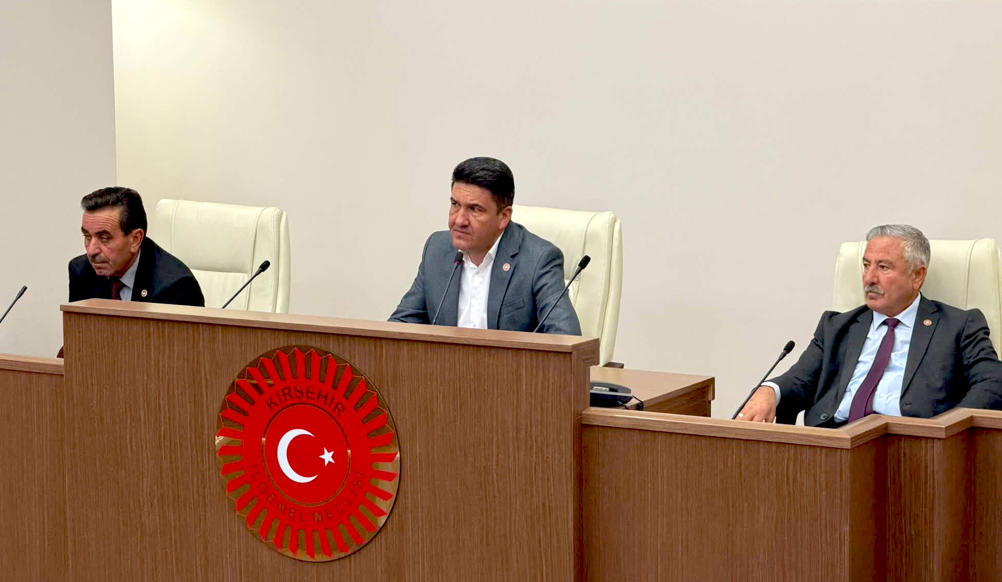 İlk Oturumda Köy Ve Yatırım Gündemi Öne Çıktı (1)