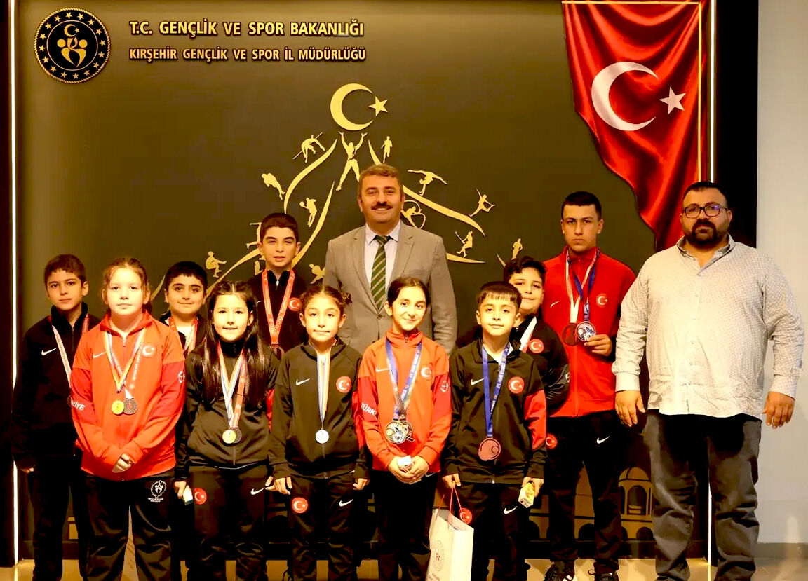 Judocular Romanya’dan Avrupa Derecesiyle Döndü, Çakmakçı Şampiyonları Ağırladı (2)