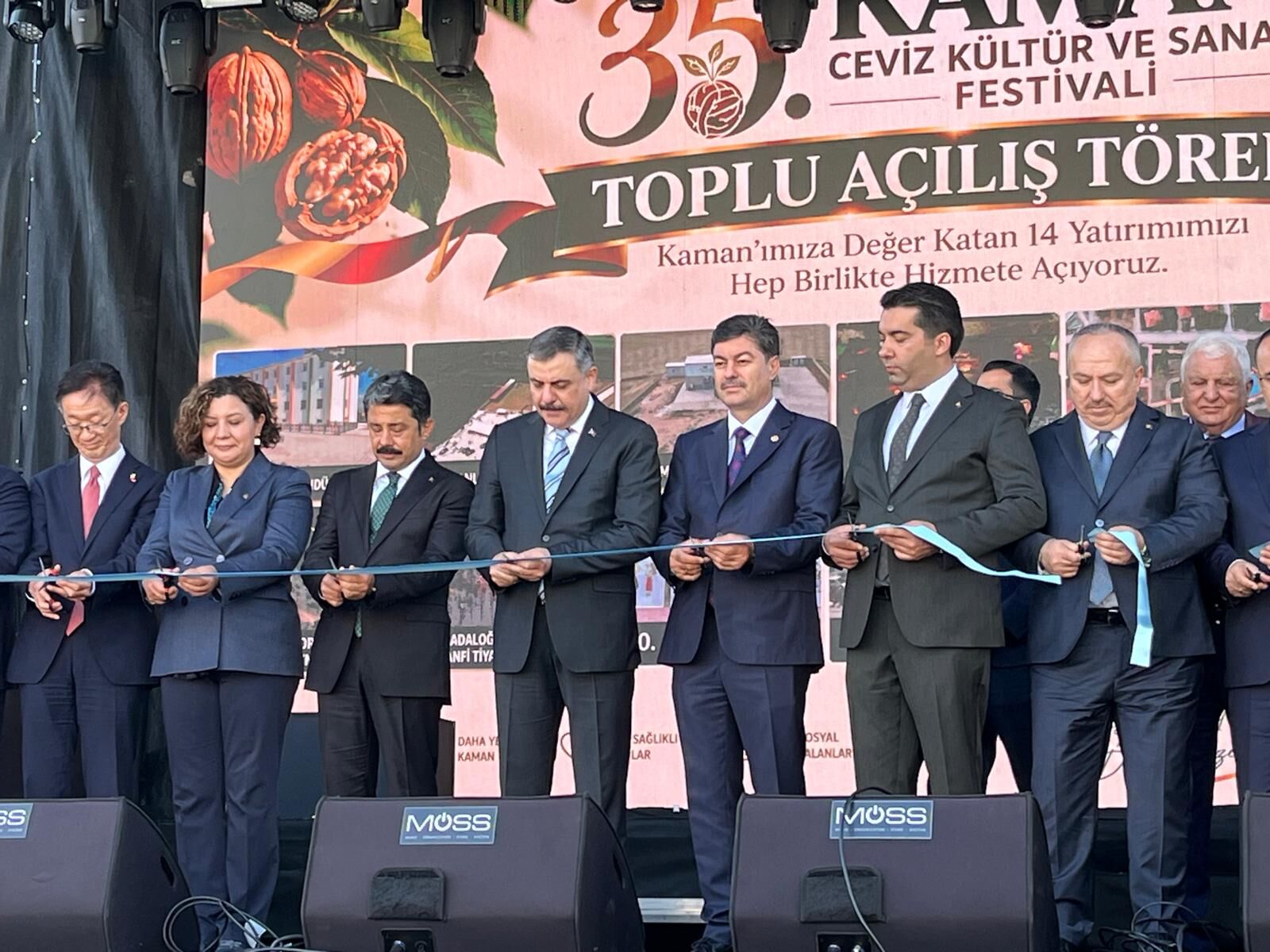 Kaman’da festival heyecanı: Bakan Çiftçi 14 yatırımın açılışını yaptı