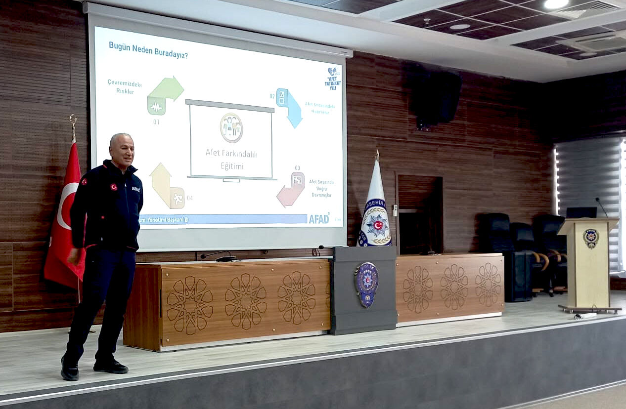 Kırşehir Afad’dan Emniyet Mensuplarına Yaşamsal Eğitim (3)
