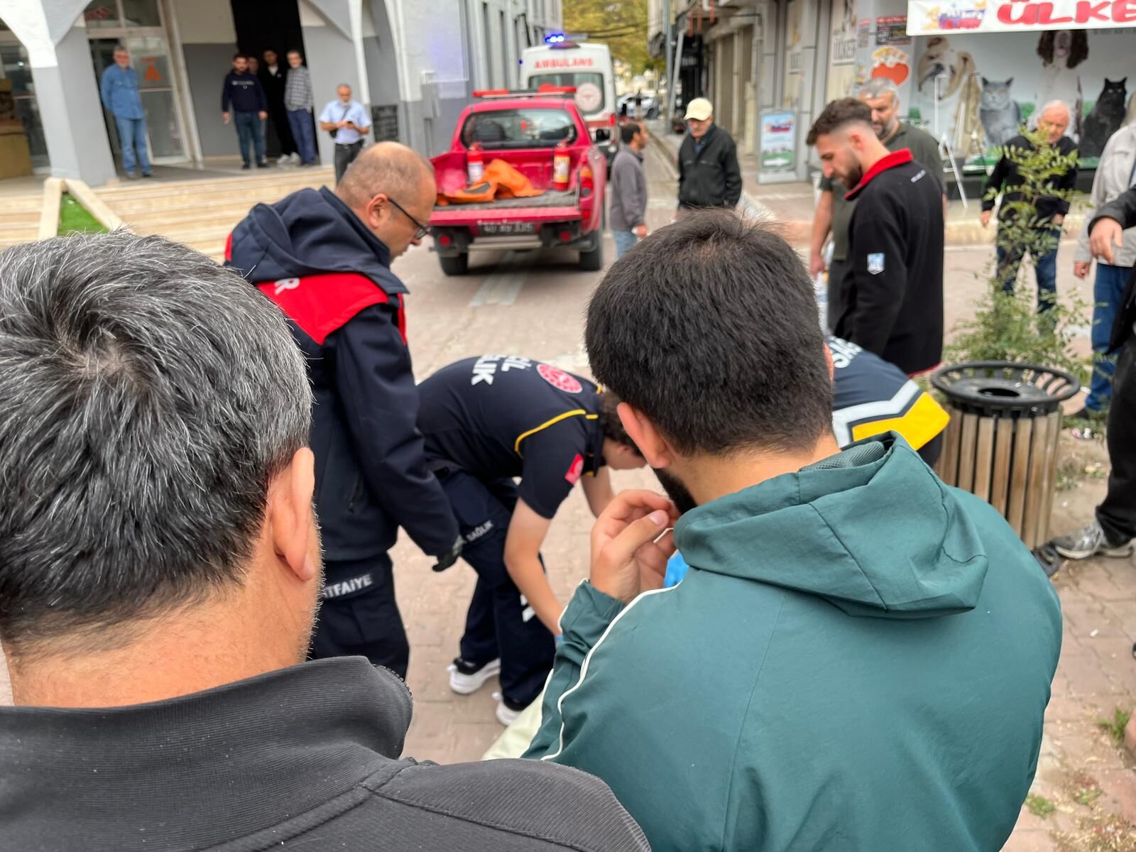 Kırşehir Ahi Çarşısı’nda Ekiplerin Müdahalesiyle Bir Kişi Kurtarıldı (8)