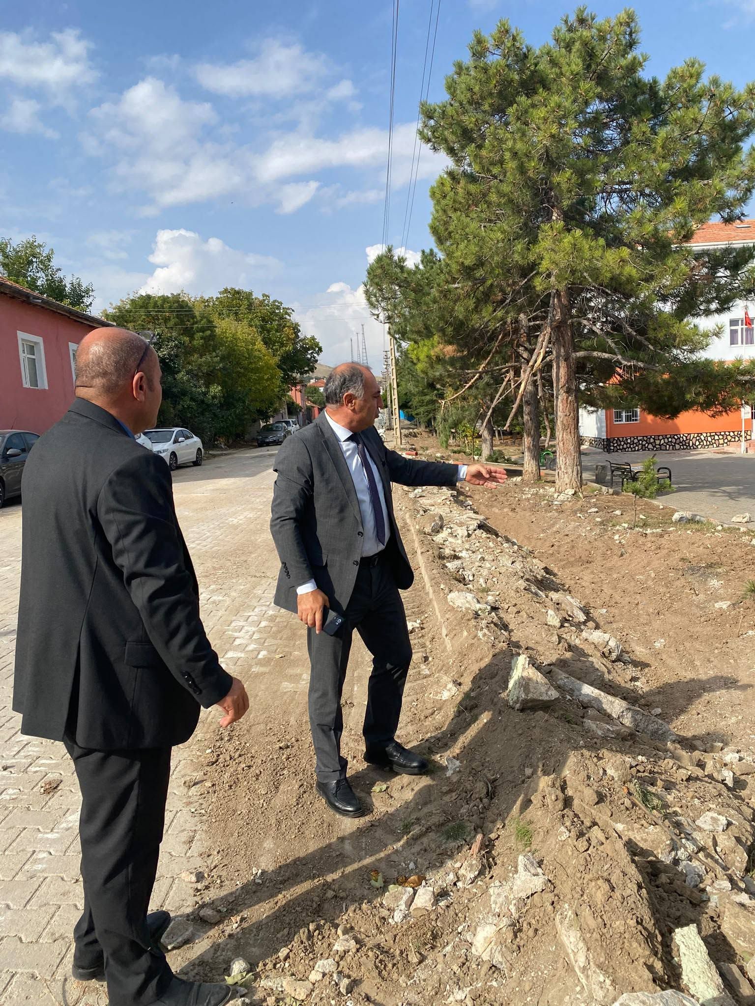 Kırşehir Akpınar’da Okulların Onarım Çalışmaları Başladı