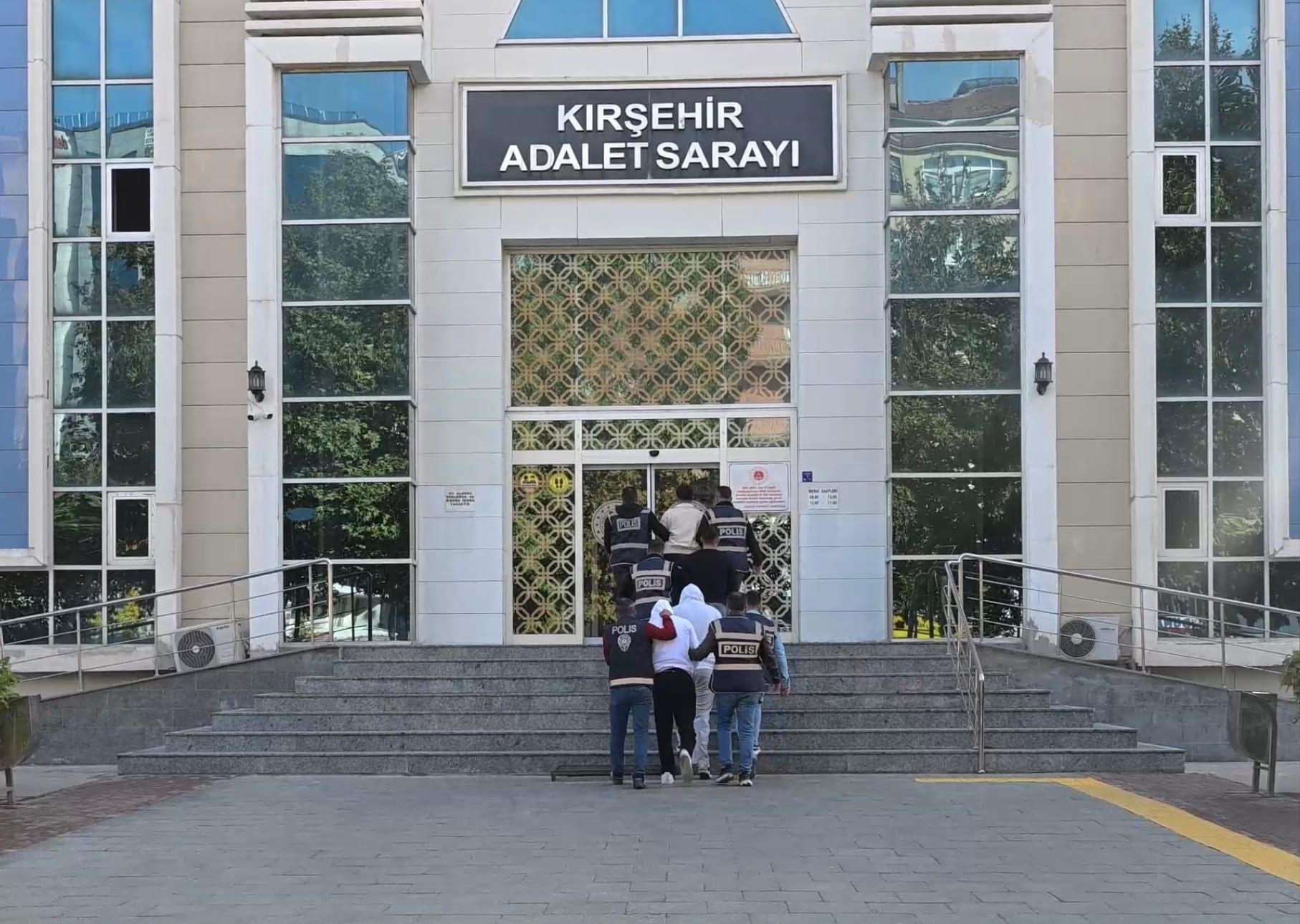 Kırşehir Emniyeti Suçlulara Göz Açtırmıyor-1
