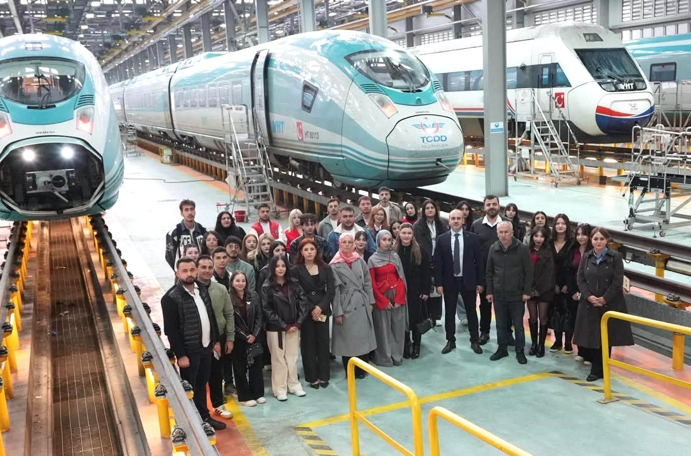 Kırşehir Gençlik Merkezlerinden Cumhuriyetin 103. Yılına Özel Etkinlik (1)