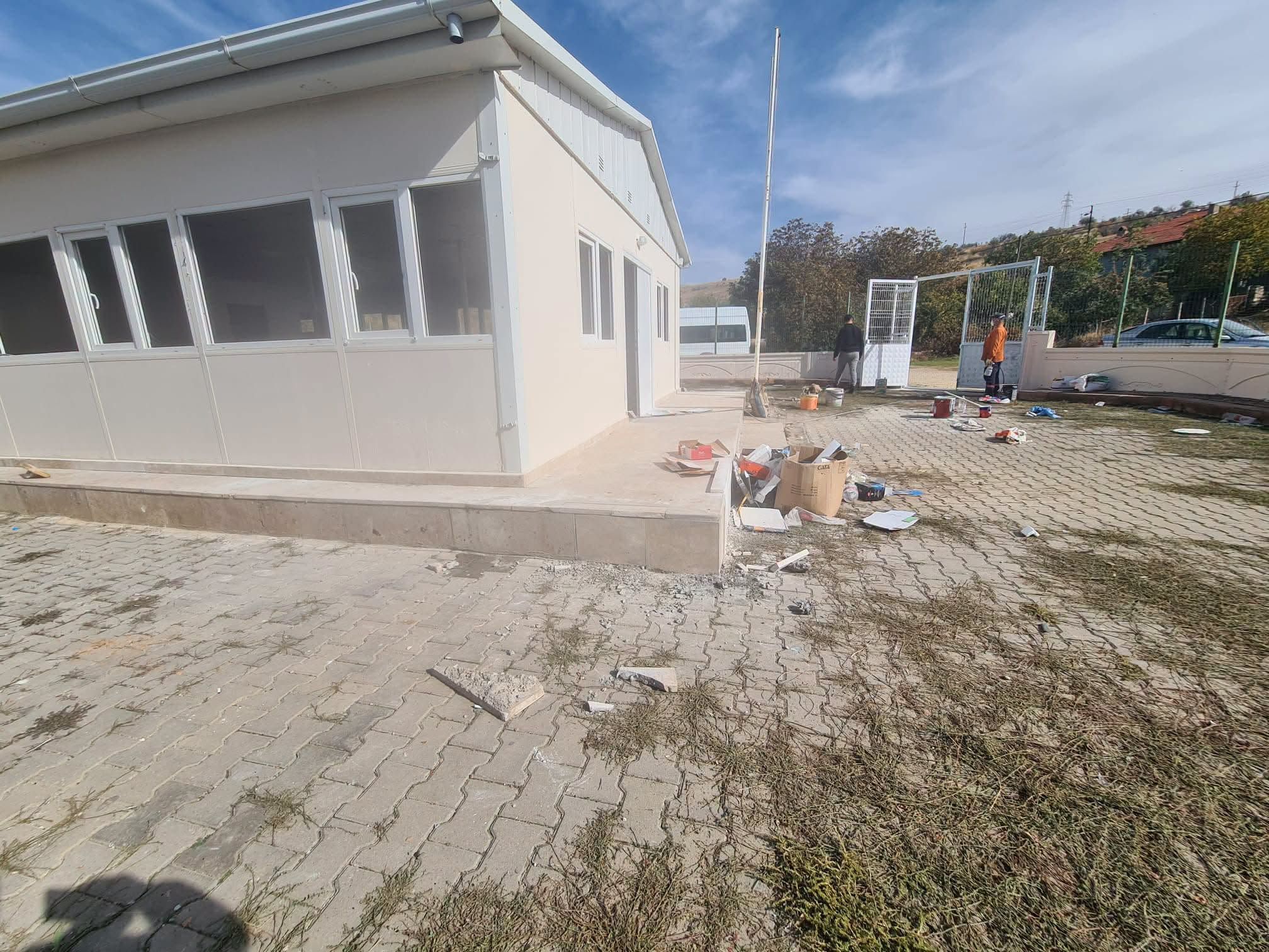 Kırşehir Özbağ’da Atıl Halı Saha Yenileniyor 5