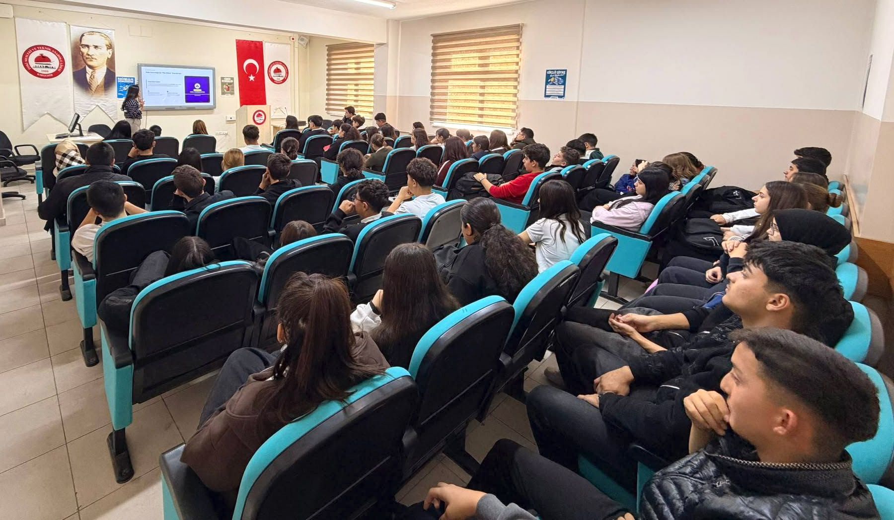 Kırşehir Toki̇ Turizm Lisesi’nde Sağlıklı Beslenme Farkındalığı (2)