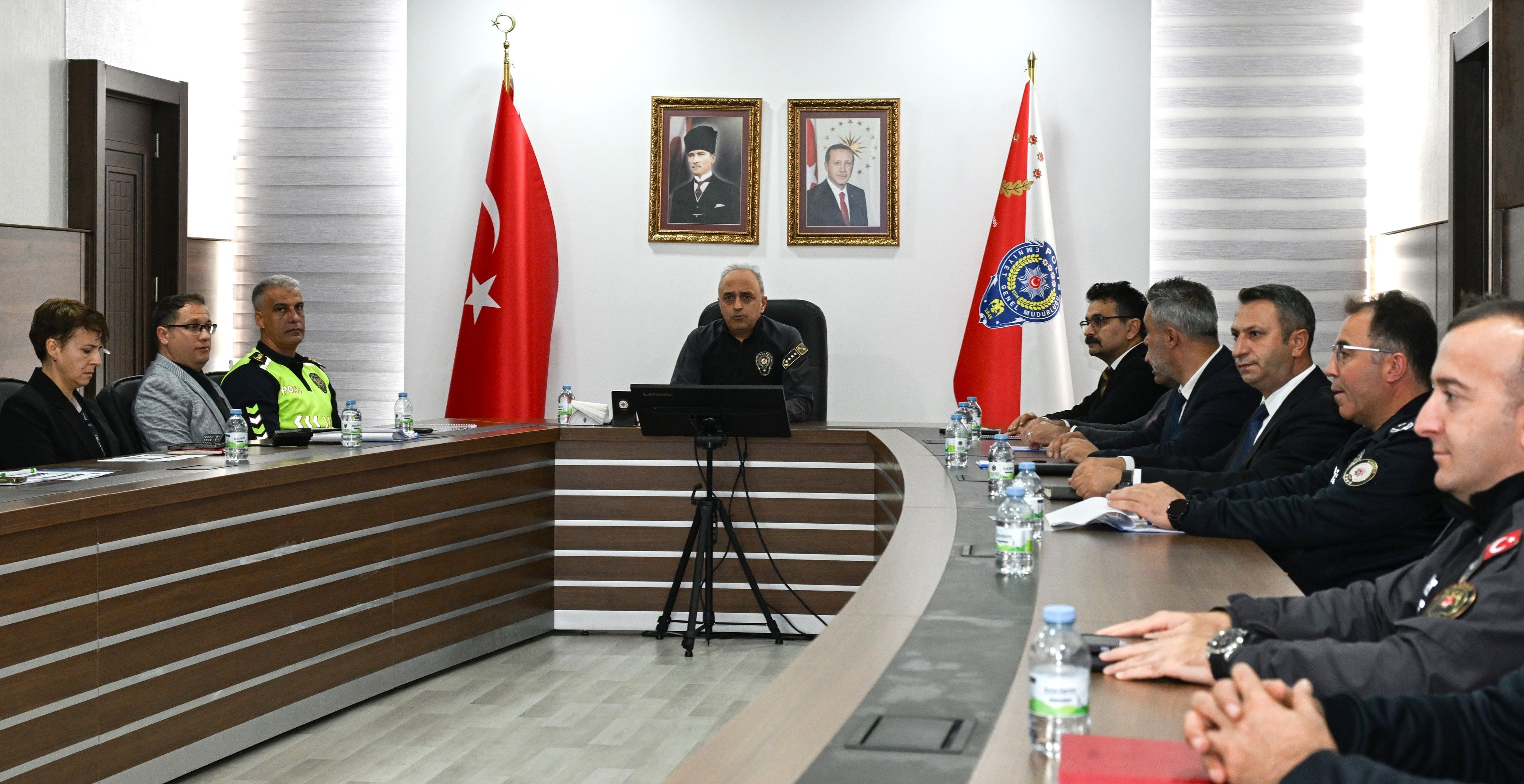 Kırşehir'de 29 Ekim Kutlamaları Için Geniş Güvenlik Ve Trafik Önlemleri Planlandı (2)