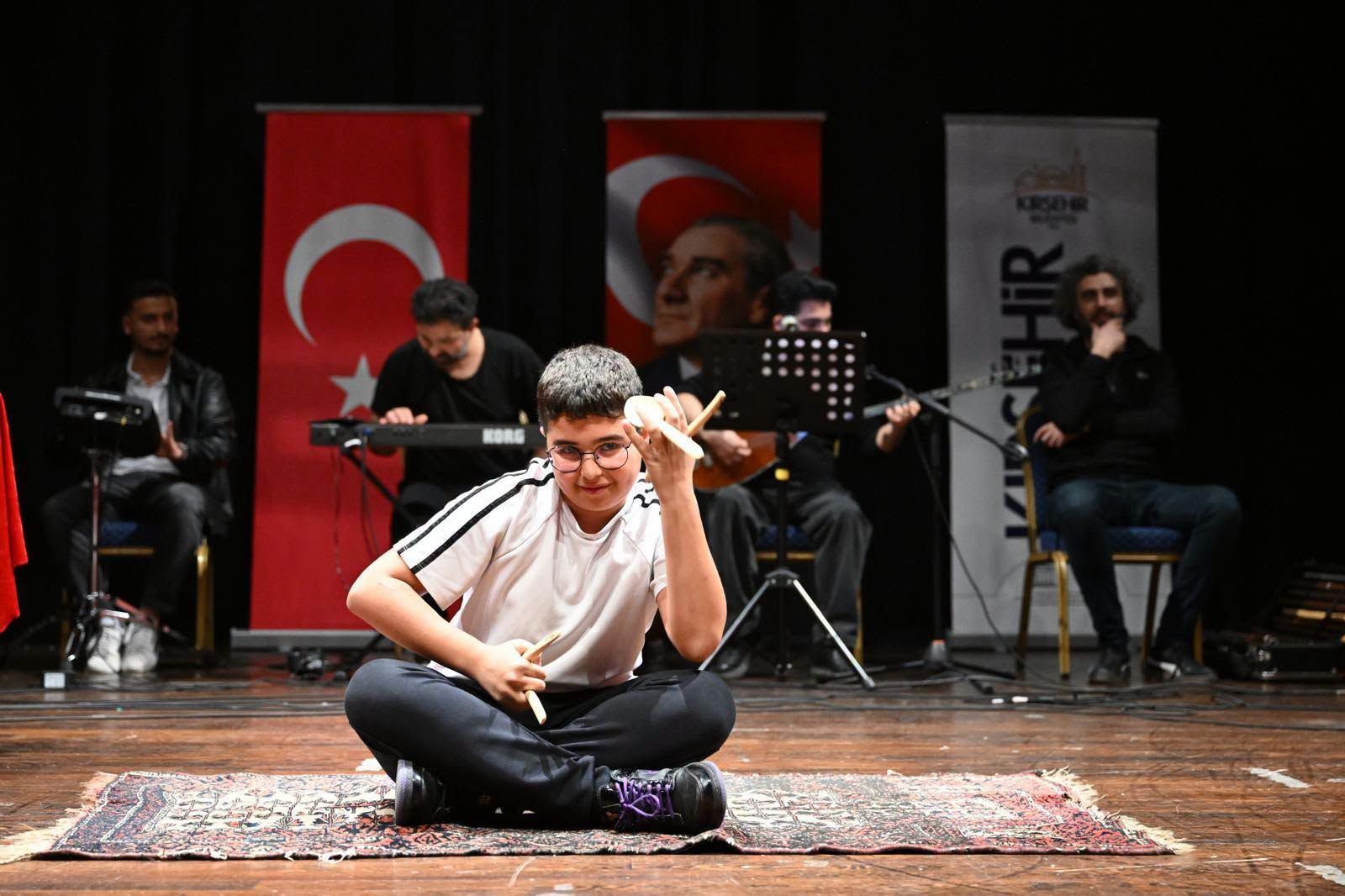 Kırşehir’de “Bu Şehrin Yıldızı Sensin” Yetenek Yarışması Düzenlendi 5