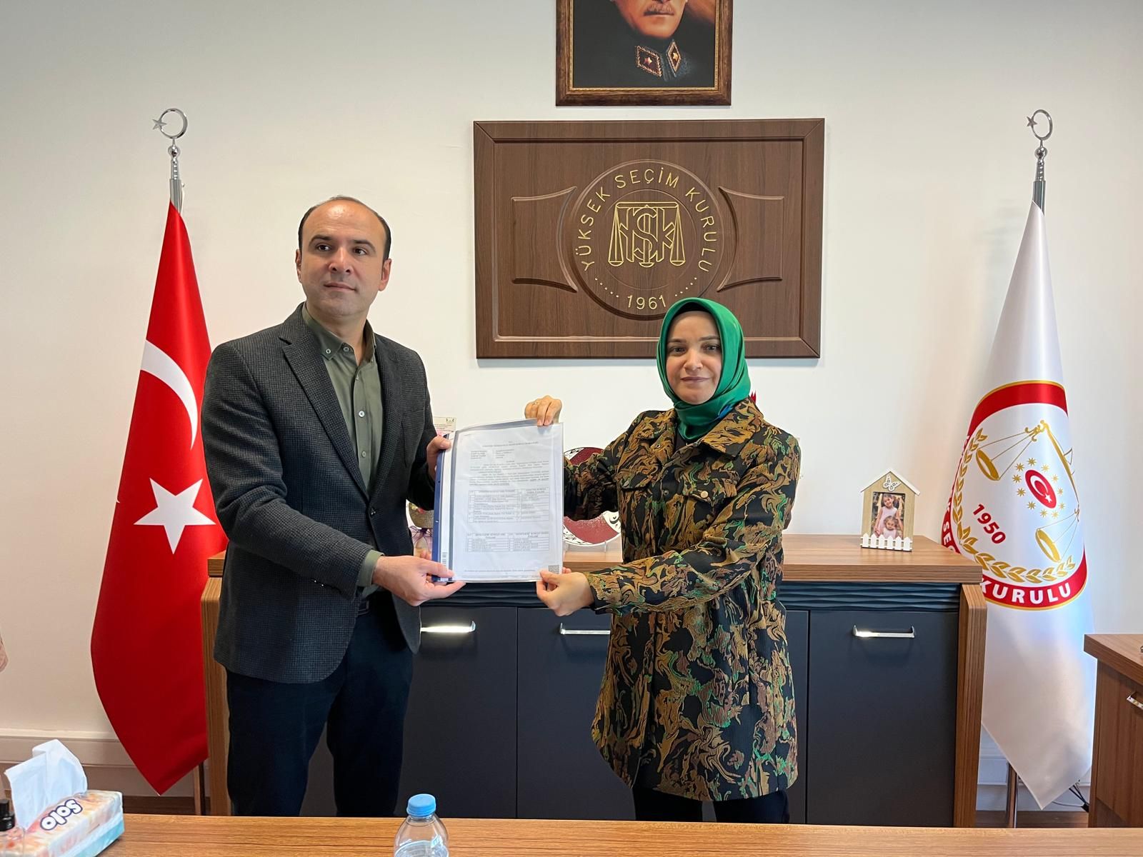 Kırşehir’de Eğitim Bir Sen’in Iki Şube Başkanı Mazbatalarını Aldı (10)