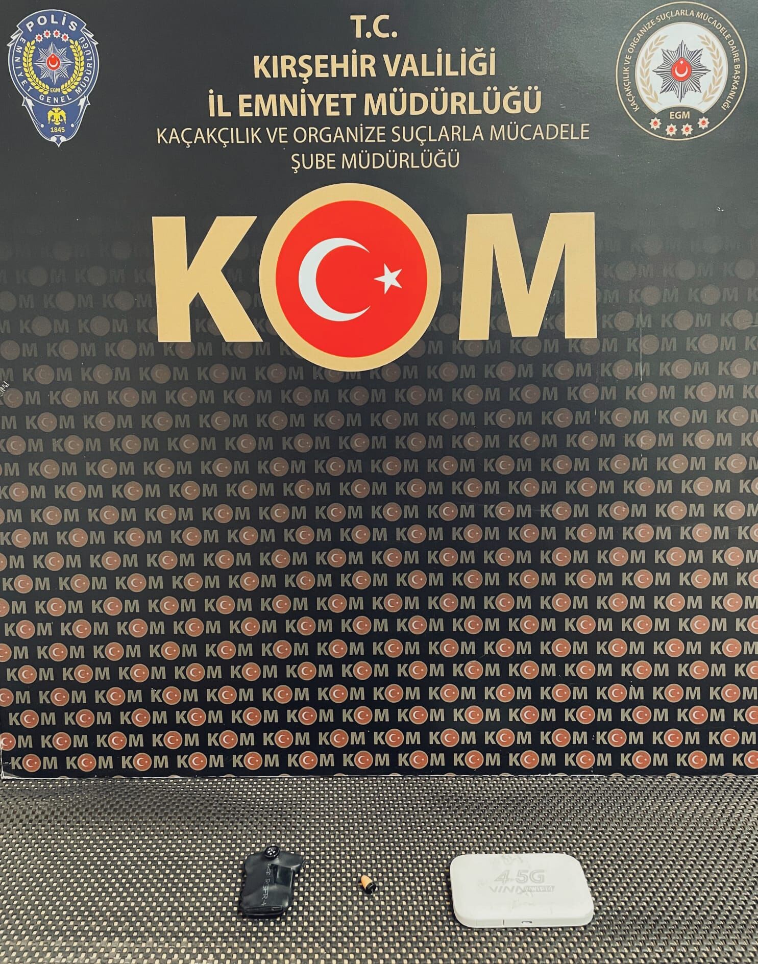Kırşehir’de Ehliyet Sınavında Kopya Düzeneği Ortaya Çıkarıldı (2)