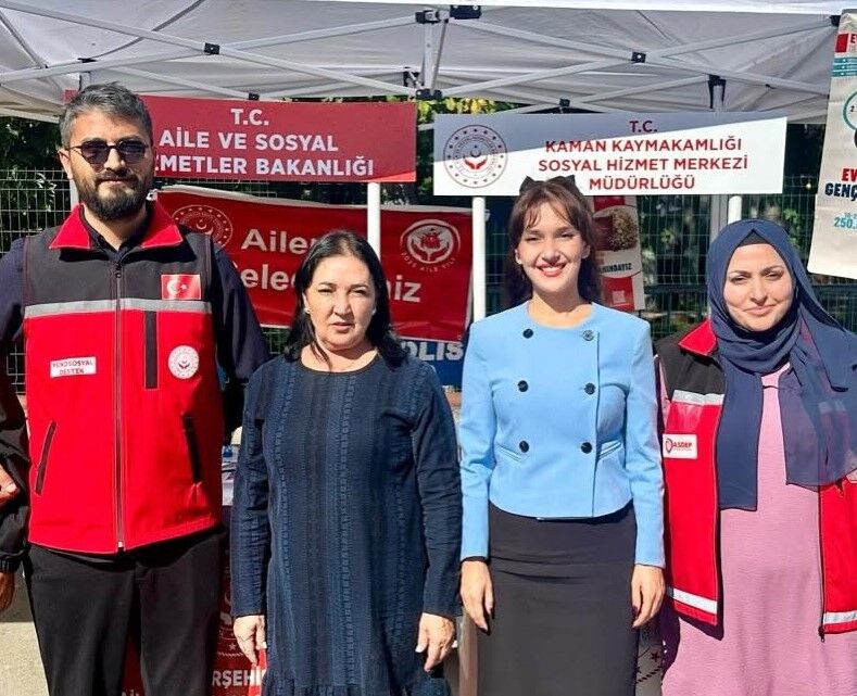 Kırşehir’de Festivalde Koruyucu Aile Çağrısı (1)