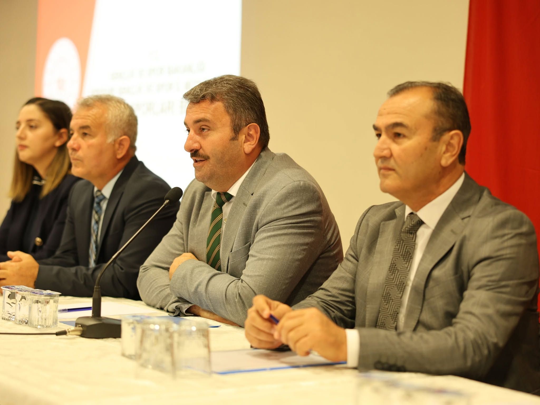 Kırşehir’de Gençleri Spora Teşvik Edecek Çalışmalar Ele Alındı 4