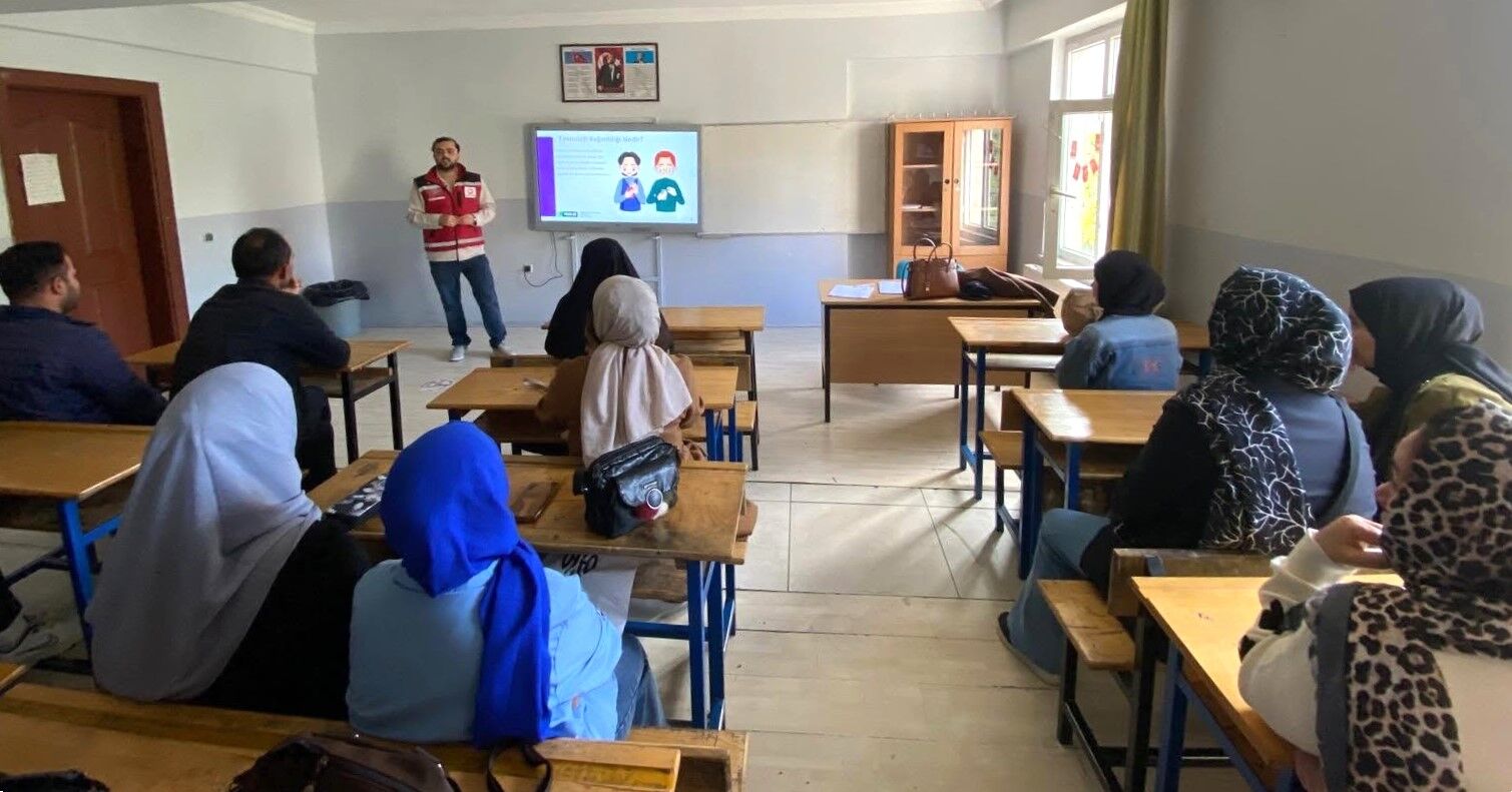 Kırşehir’de Güçlü Aile Ve Bilinçli Ebeveyn Eğitimi (1)