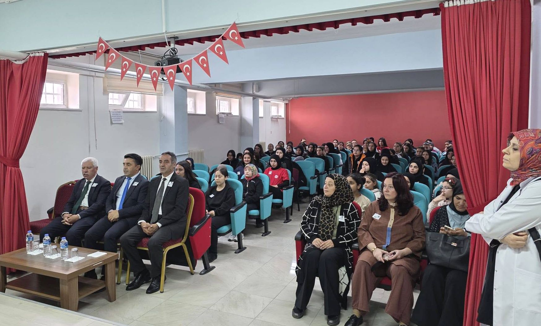 Kırşehir’de İmam Hatip Okullarının 75. Kuruluş Yıl Dönümü Coşkuyla Kutlandı! (6)