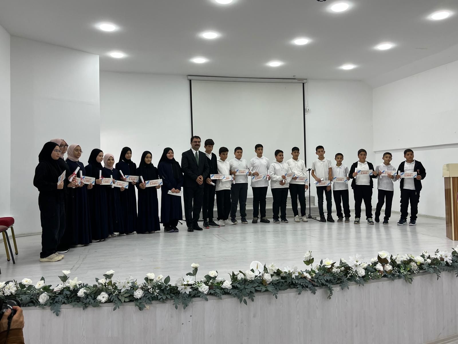 Kırşehir’de İmam Hatiplerin 75. Yılı Kutlandı, Hafızlara Ödül Verildi (20)