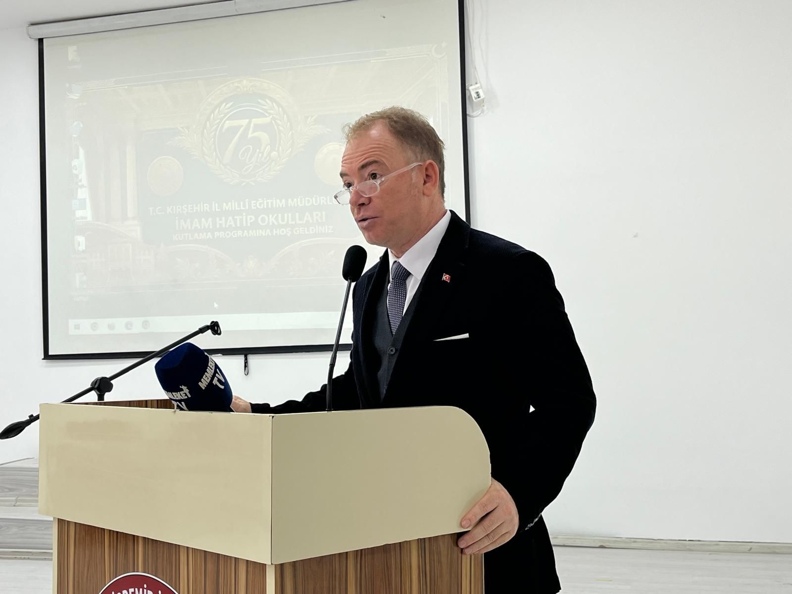 Kırşehir’de İmam Hatiplerin 75. Yılı Kutlandı, Hafızlara Ödül Verildi (26)