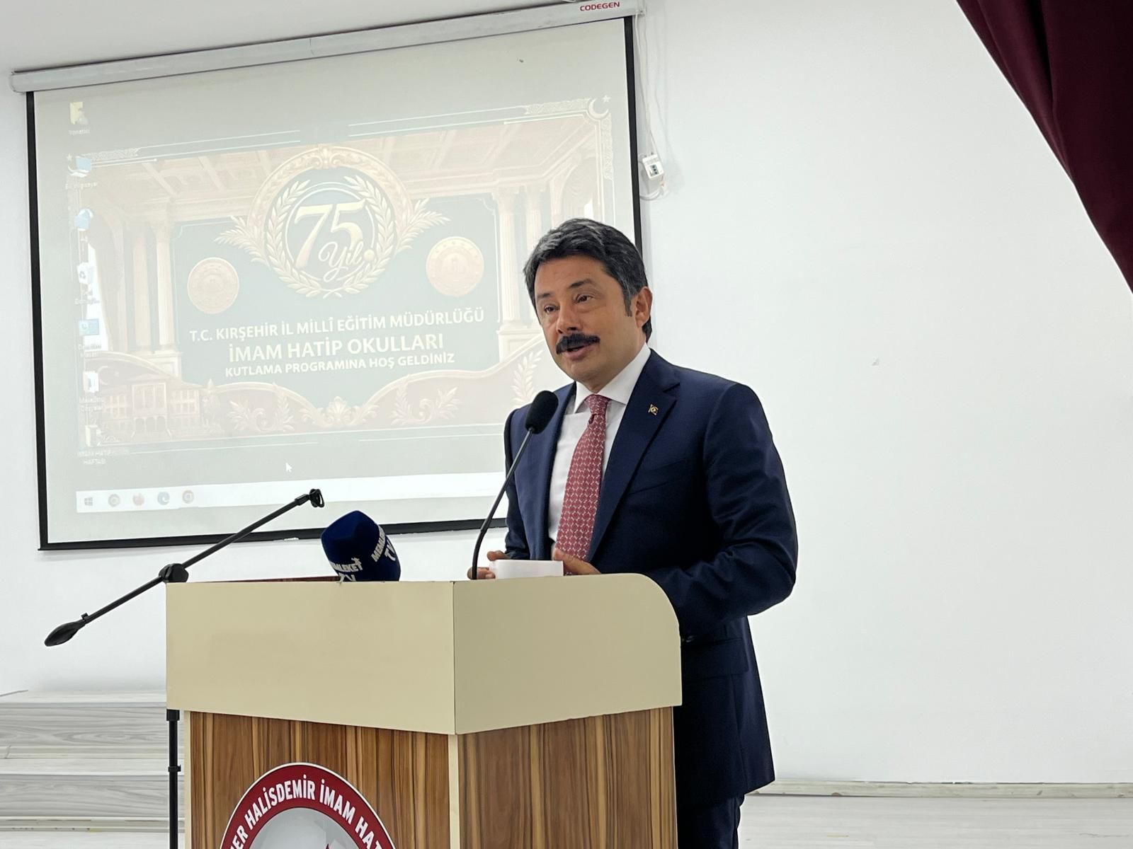 Kırşehir’de İmam Hatiplerin 75. Yılı Kutlandı, Hafızlara Ödül Verildi (7)