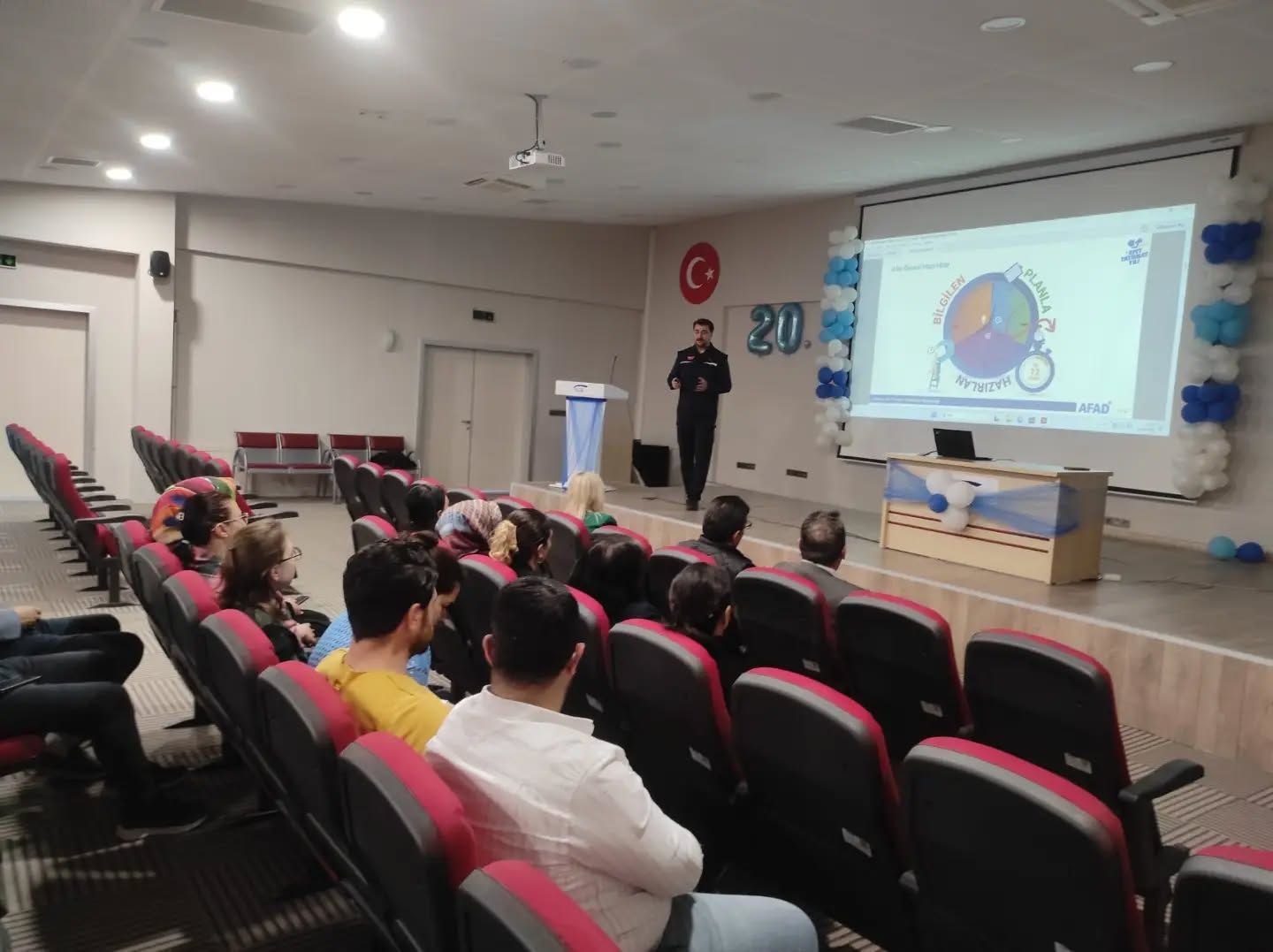 Kırşehir’de Kamu Personeline Afet Farkındalık Eğitimi Verildi 4
