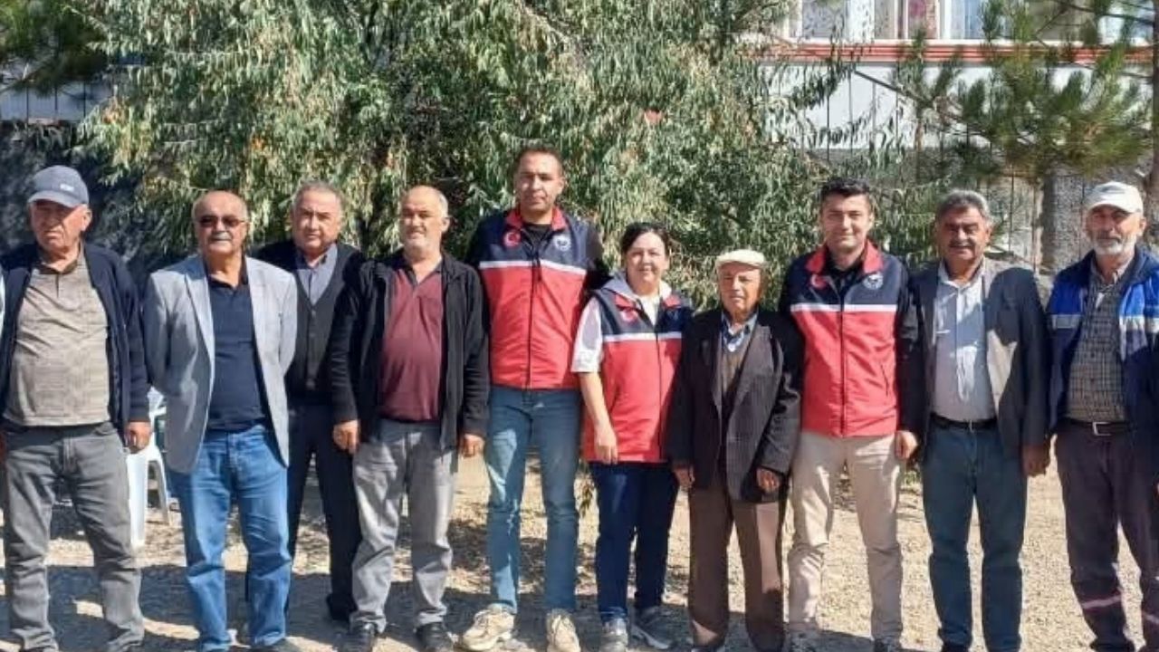 Kırşehir’de Tarım Ekipleri Üreticilerle Sahada Buluştu 1