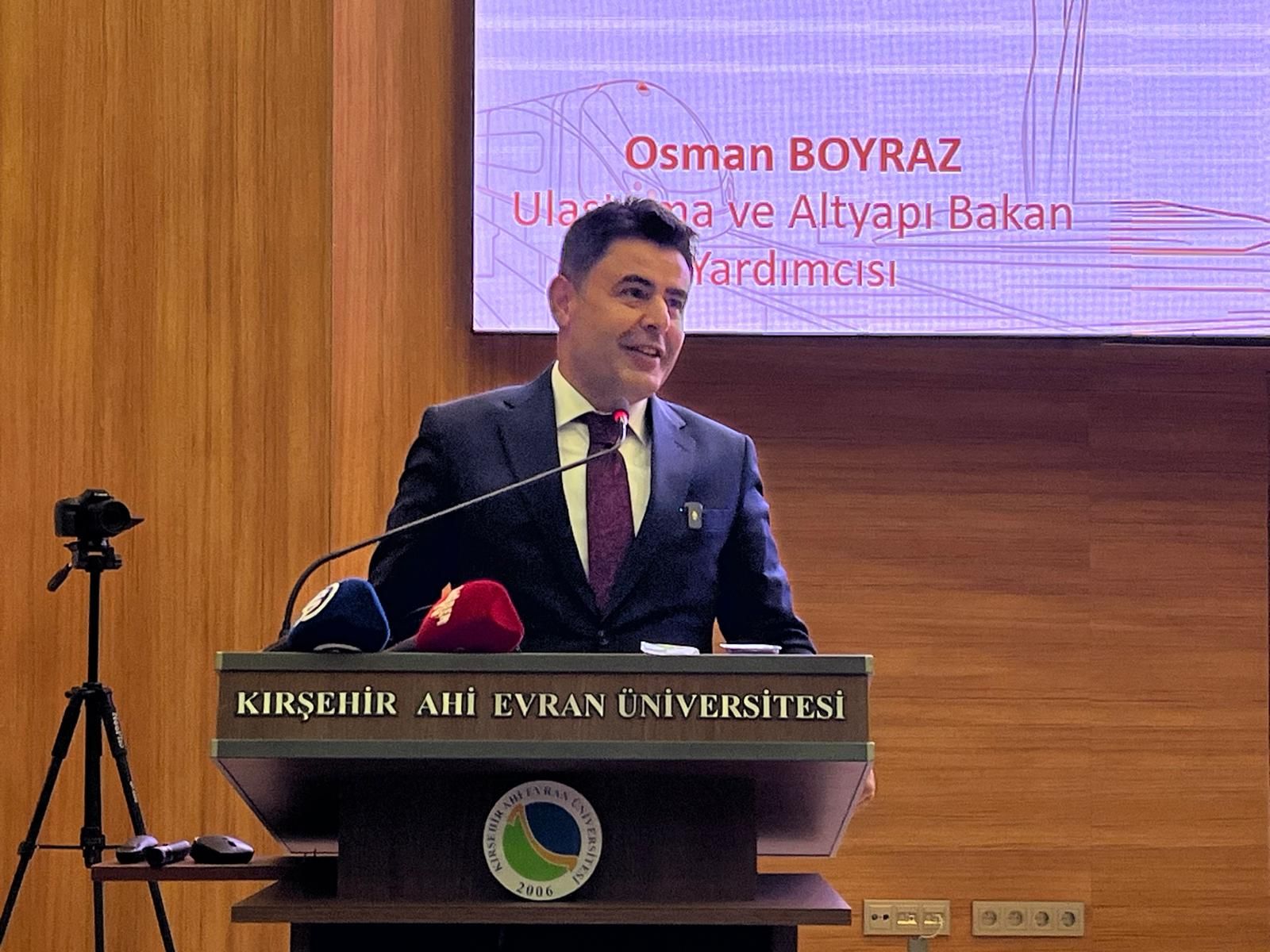 Kırşehir’de Ufest Coşkusu Yaşandı! Bakan Yardımcısı Boyraz Gençlerle Buluştu (12)