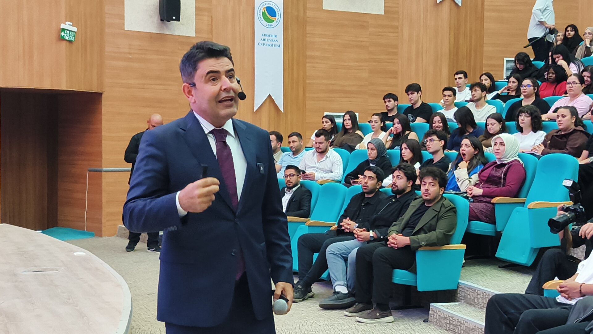 Kırşehir’de UFEST coşkusu yaşandı! Bakan Yardımcısı Boyraz gençlerle buluştu
