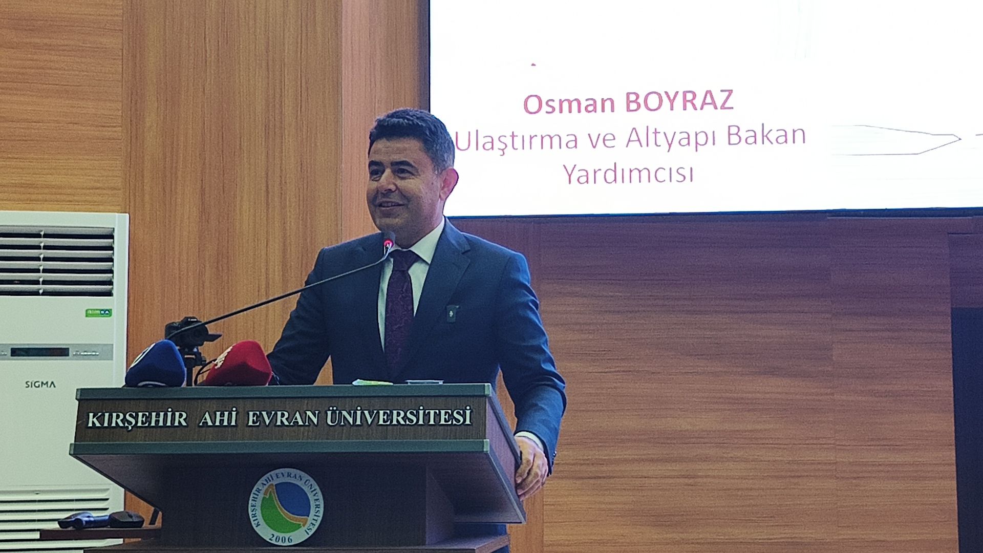 Kırşehir’de Ufest Coşkusu Yaşandı! Bakan Yardımcısı Boyraz Gençlerle Buluştu (30)