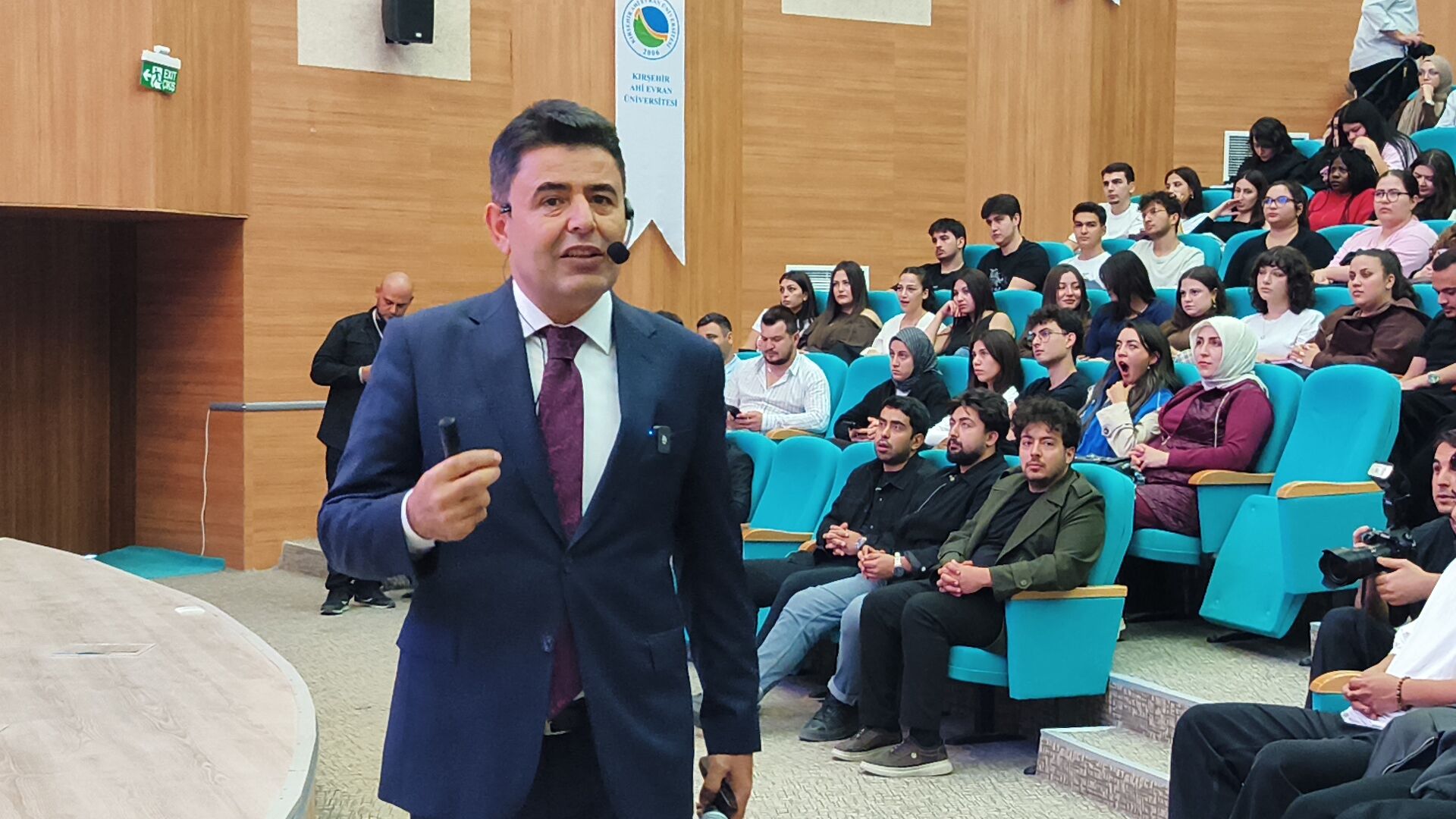 Kırşehir’de Ufest Coşkusu Yaşandı! Bakan Yardımcısı Boyraz Gençlerle Buluştu (31)